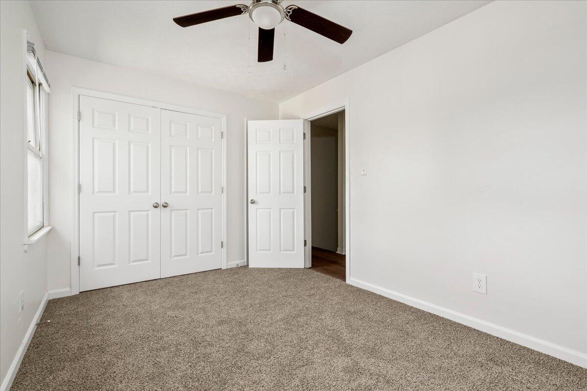 121 Lakeview Drive Property Photo 28