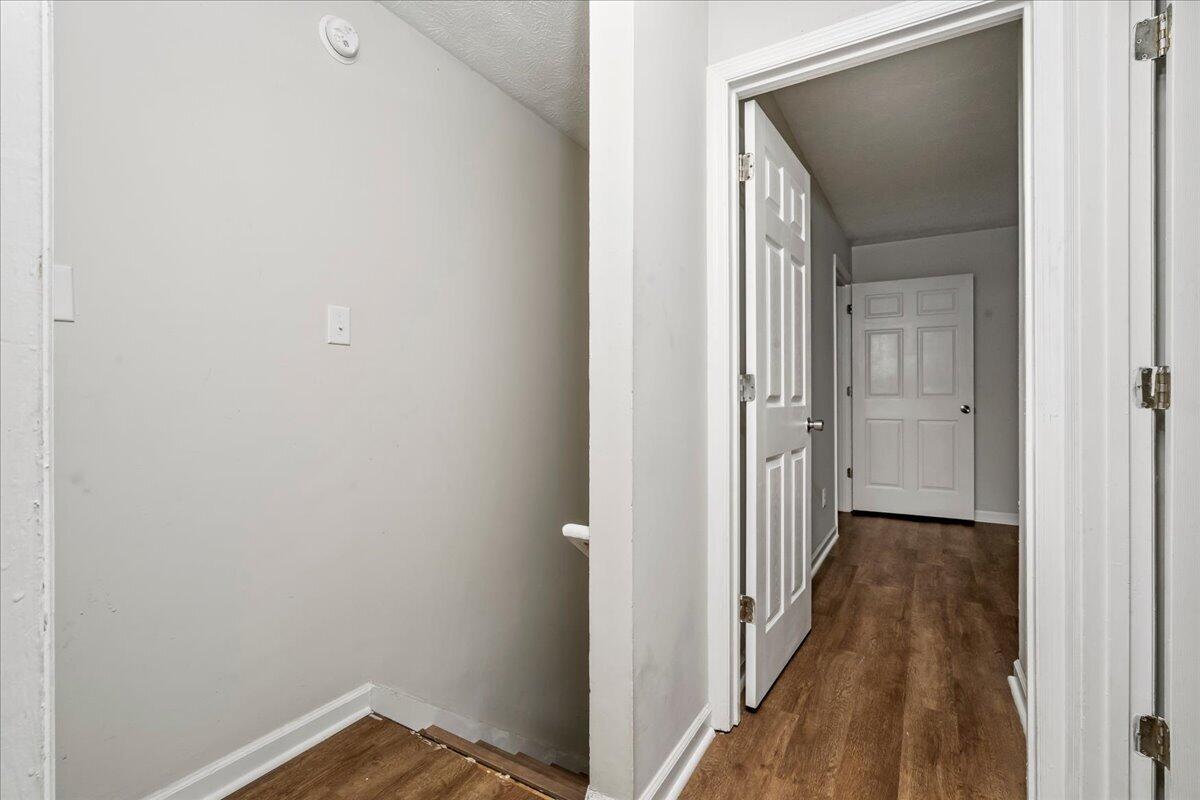 121 Lakeview Drive Property Photo 33