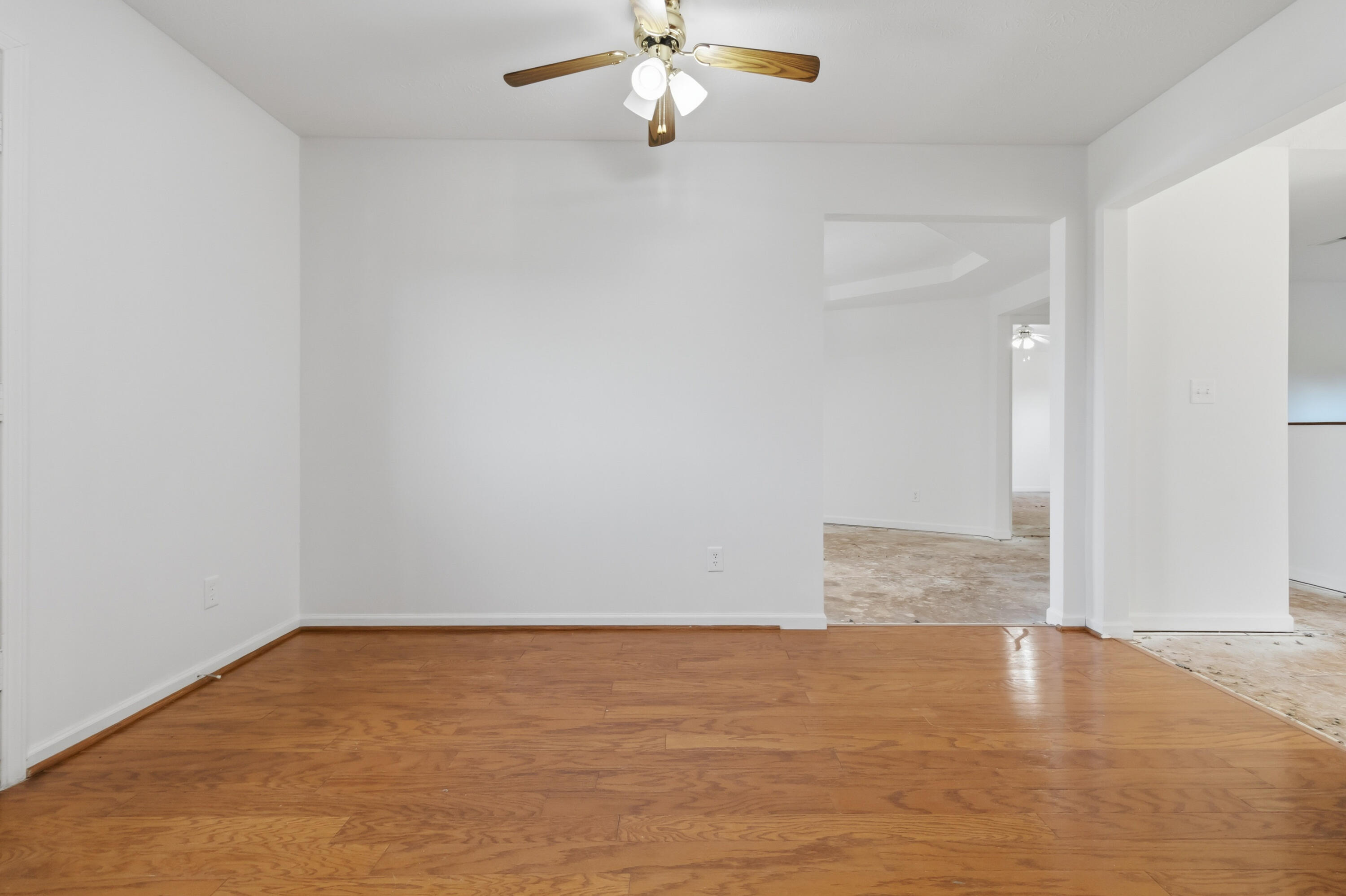 363 Hidden Loop Drive Property Photo 23
