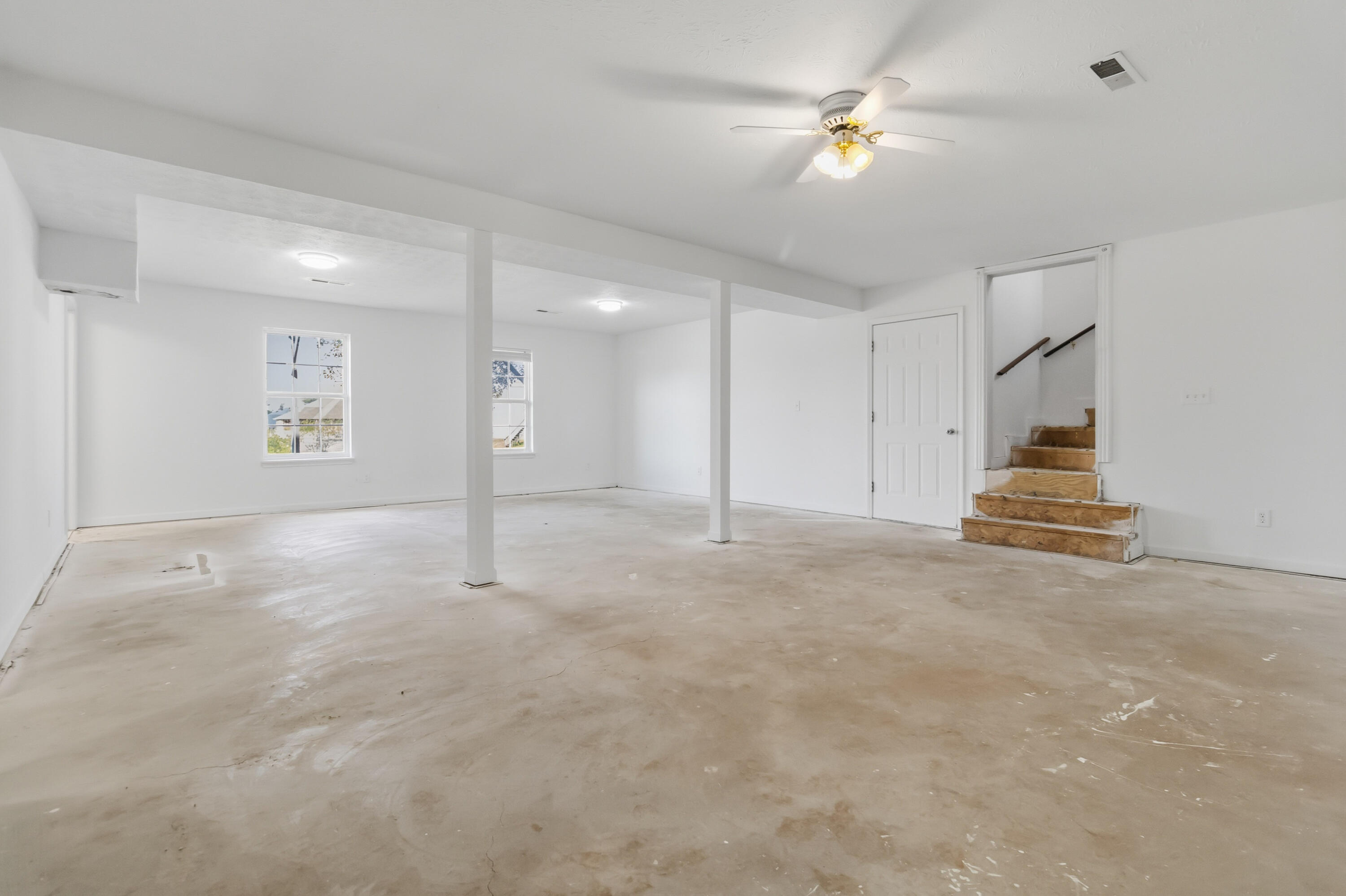 363 Hidden Loop Drive Property Photo 30
