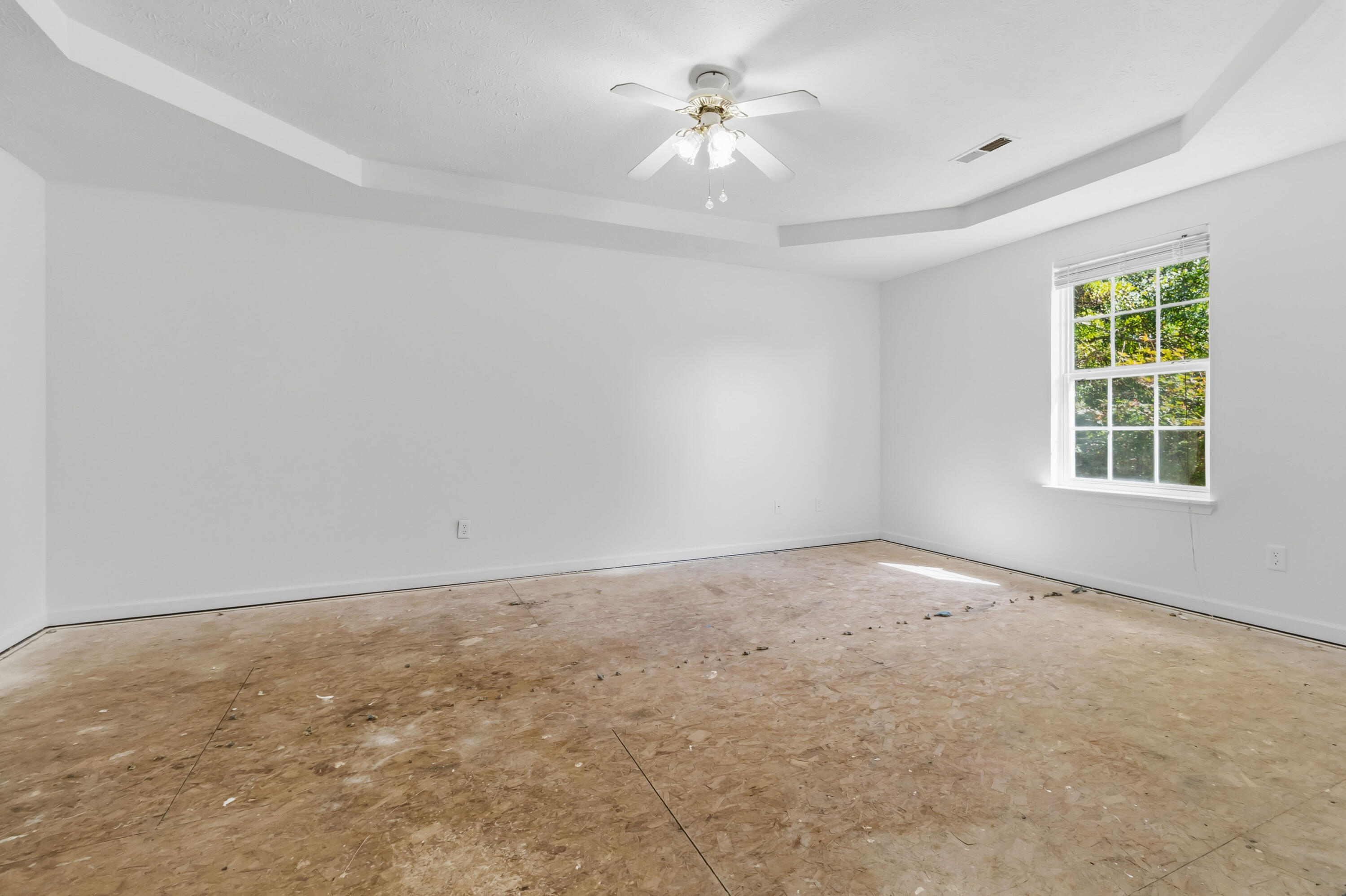 363 Hidden Loop Drive Property Photo 49