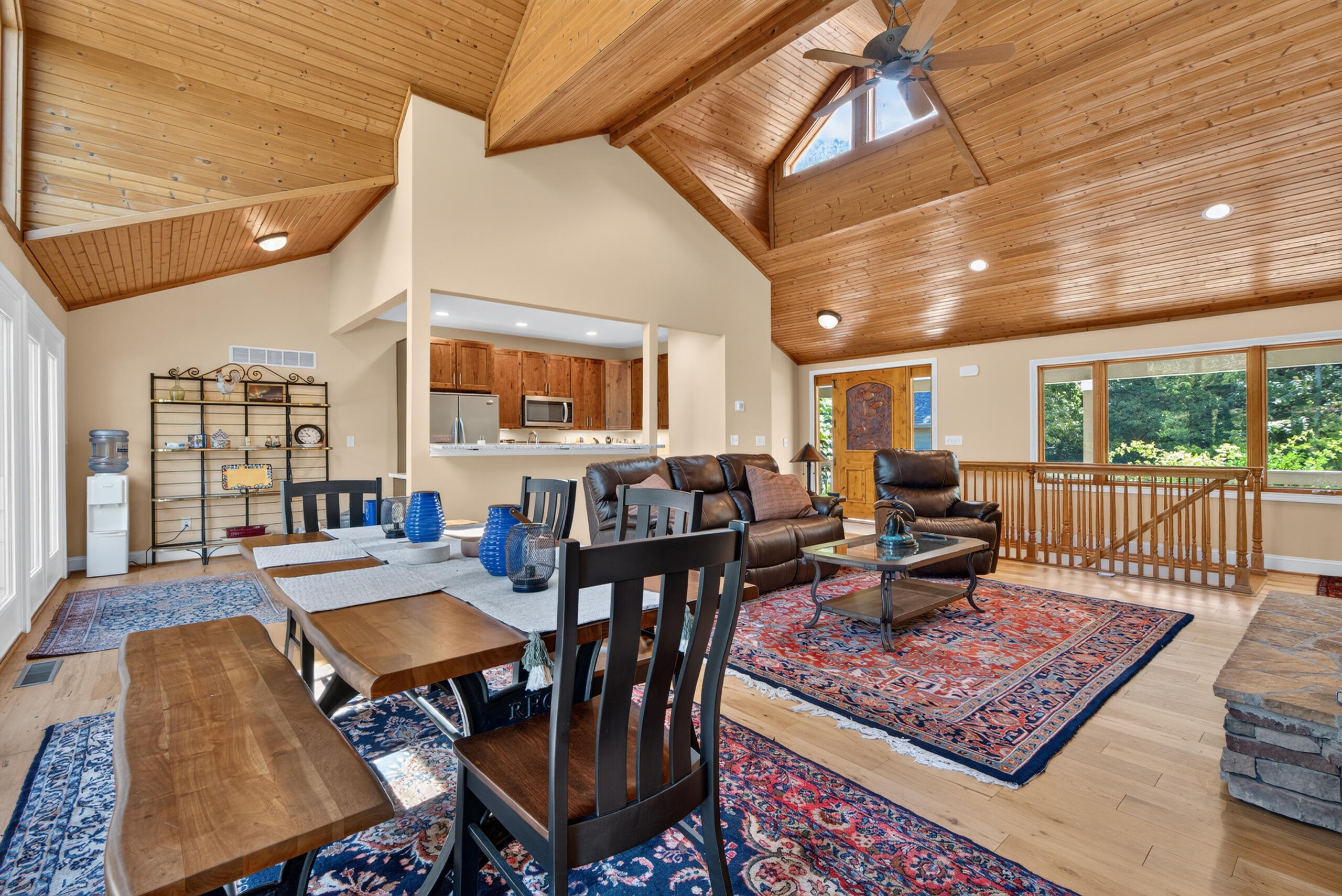 153 Deerlake Path Property Photo 13