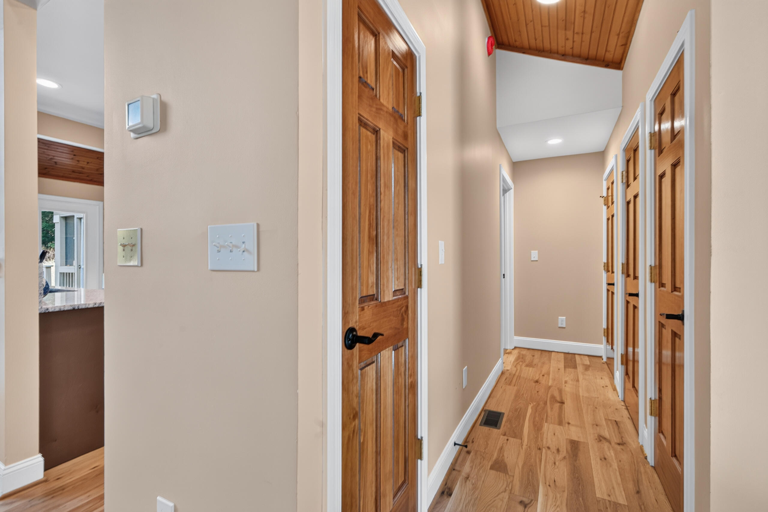 153 Deerlake Path Property Photo 20