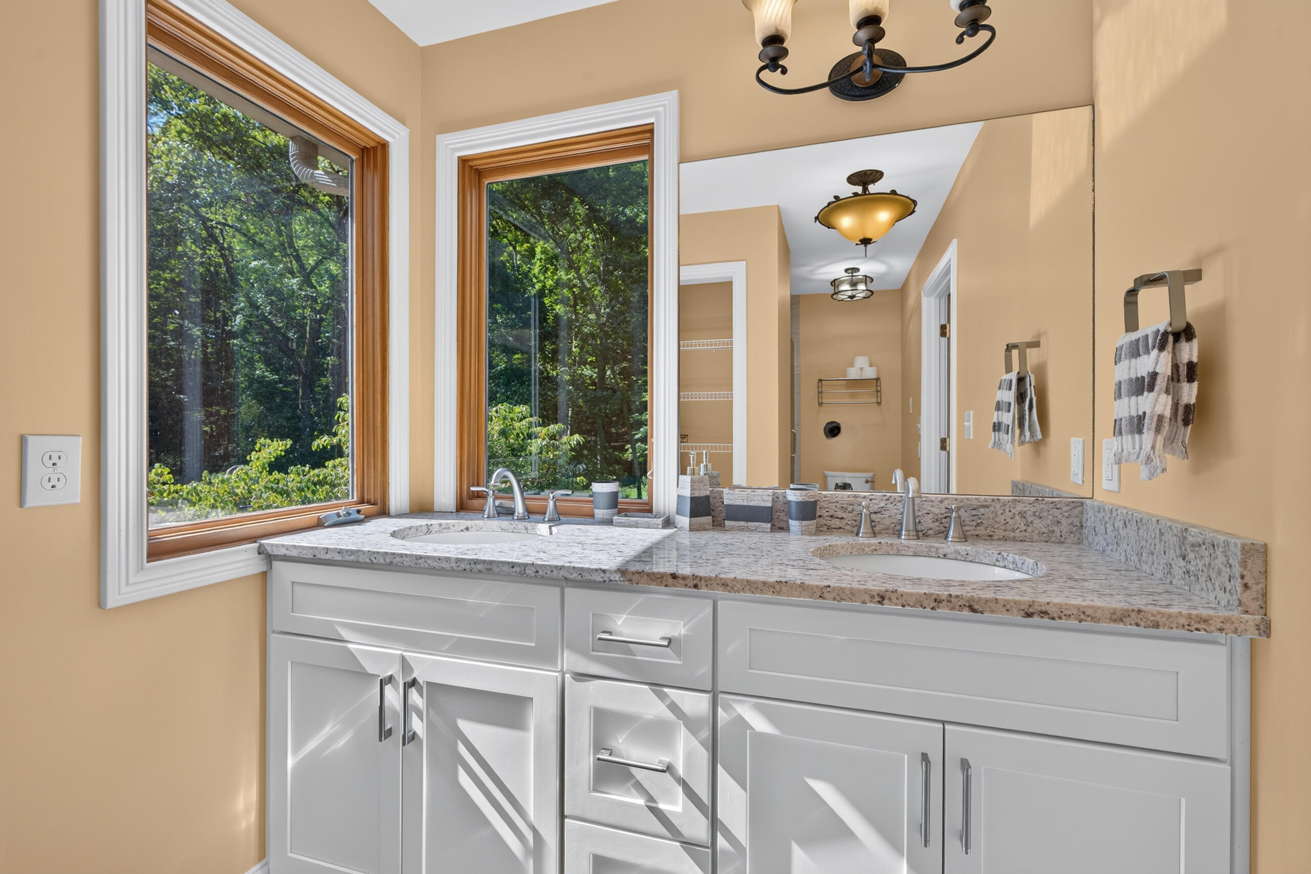 153 Deerlake Path Property Photo 34