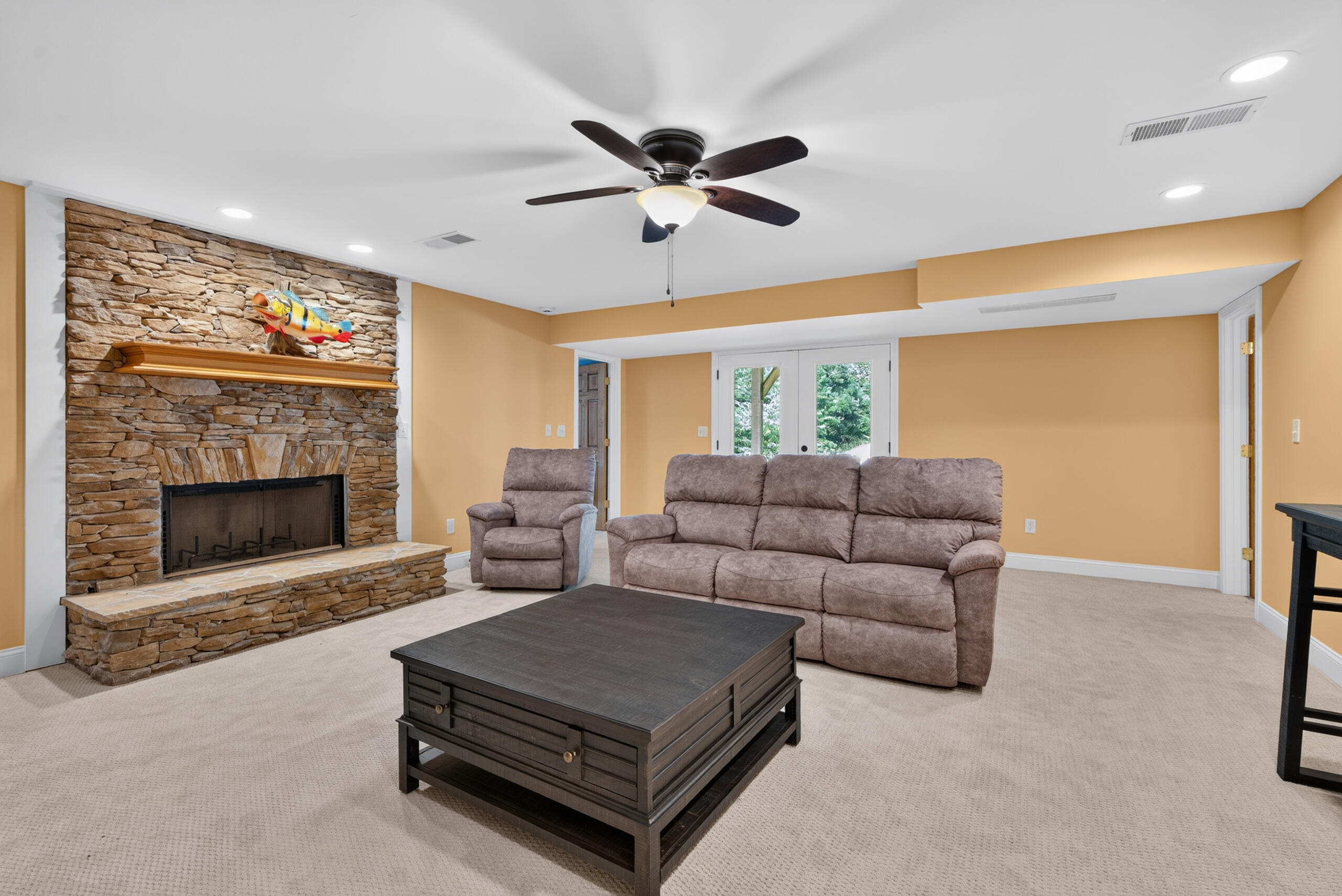 153 Deerlake Path Property Photo 38