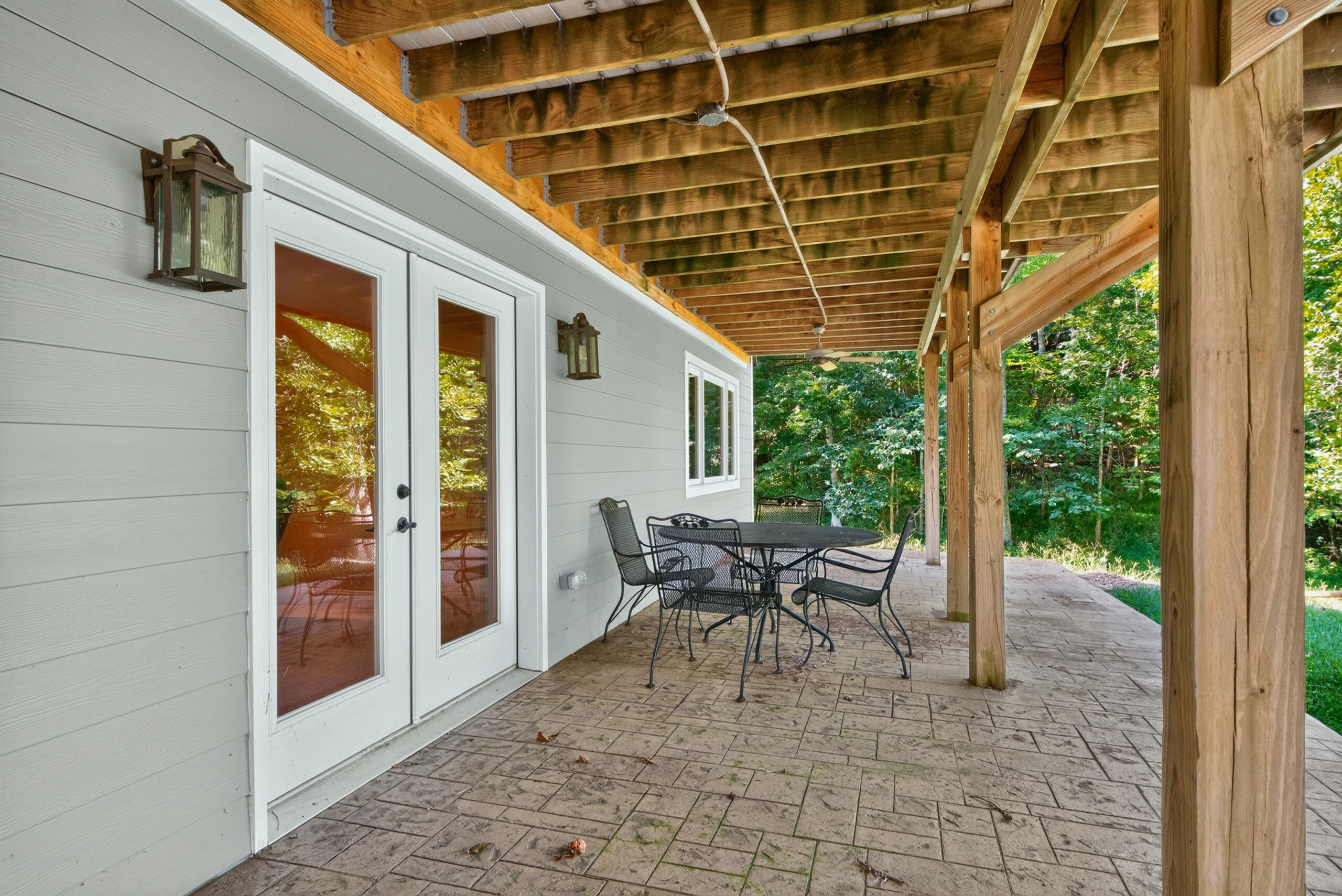153 Deerlake Path Property Photo 55
