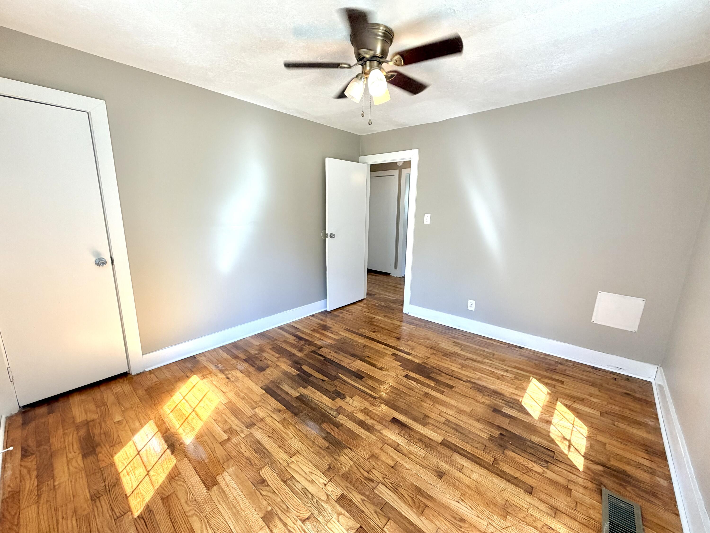 2607 Florence Street Property Photo 11