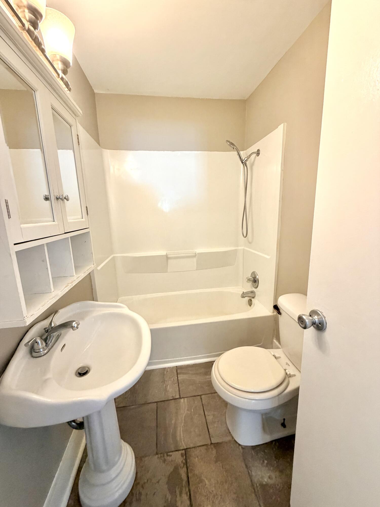 2607 Florence Street Property Photo 12