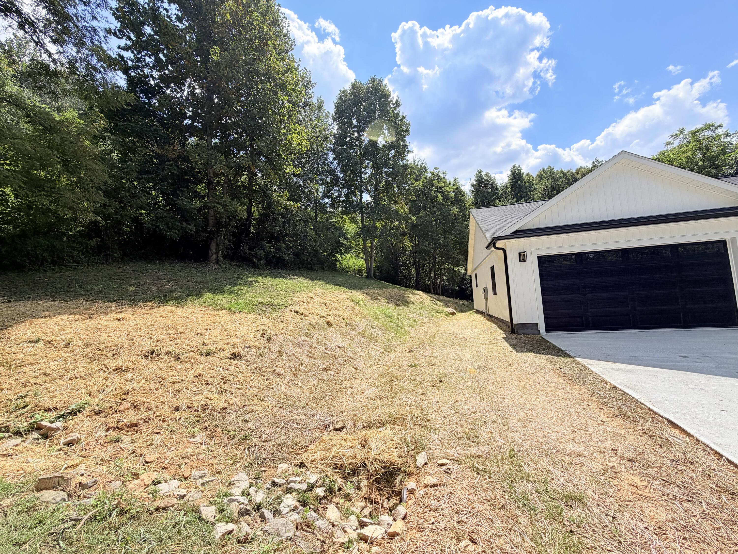 40 Sandstone Drive Property Photo 9