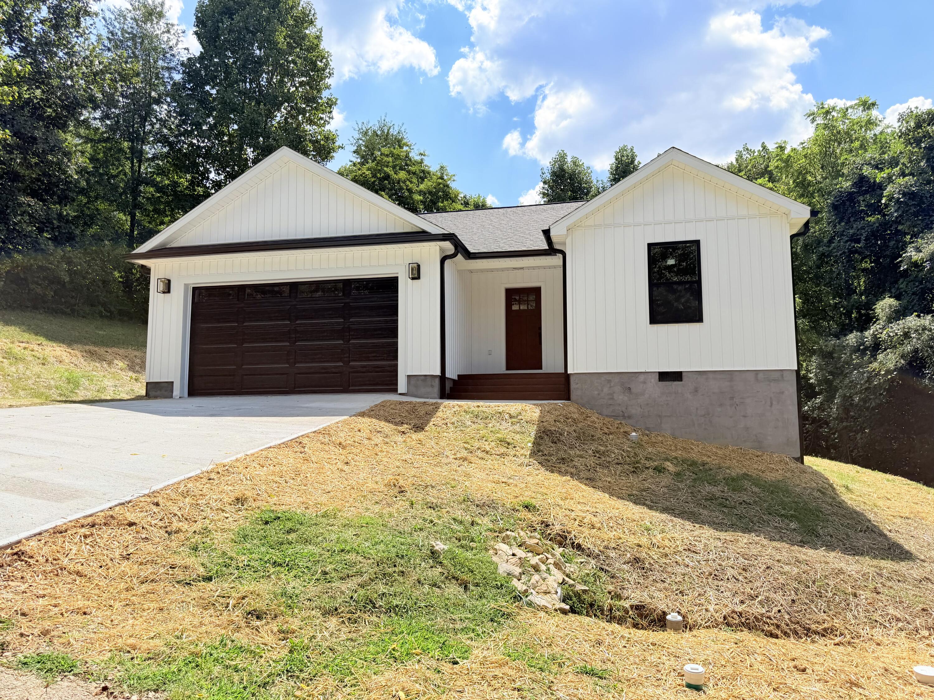 40 Sandstone Drive Property Photo 10
