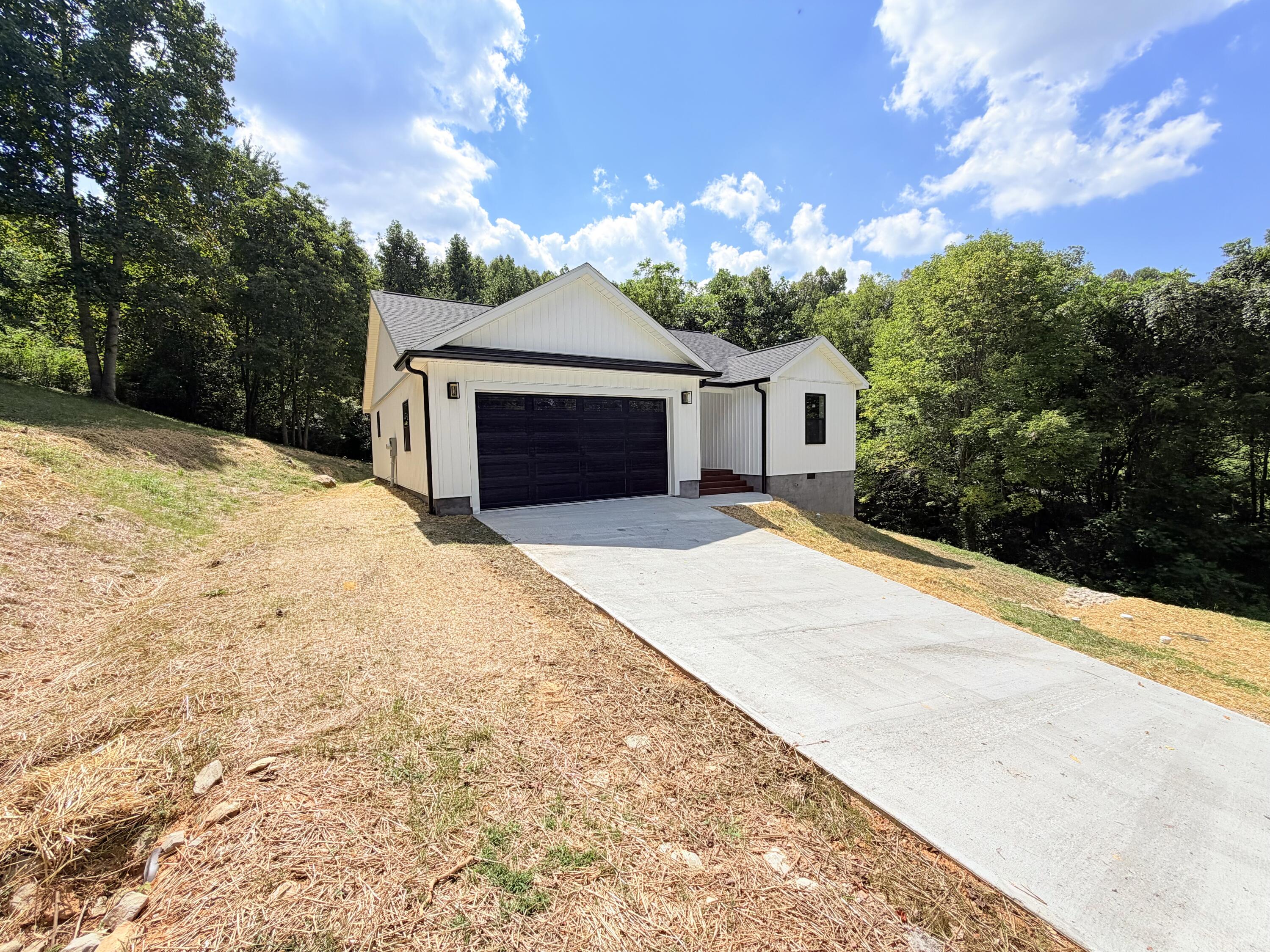 40 Sandstone Drive Property Photo 12