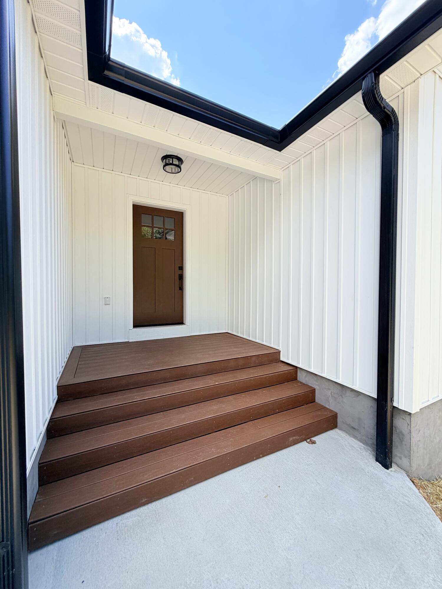 40 Sandstone Drive Property Photo 14