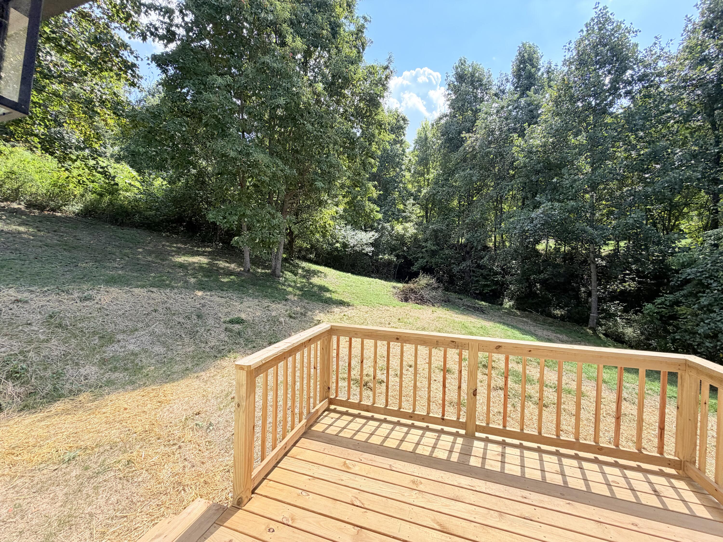 40 Sandstone Drive Property Photo 28