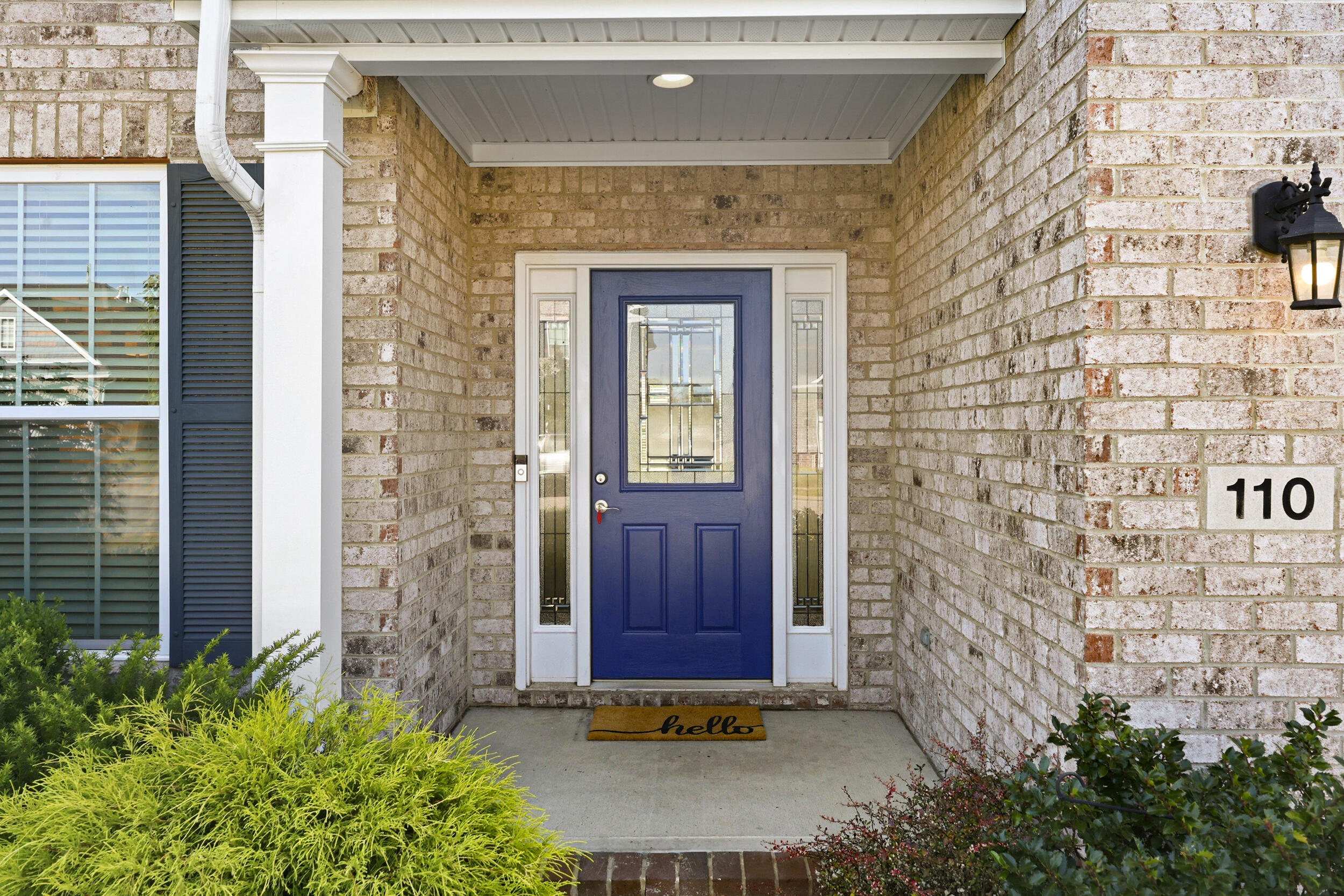110 Castle Acre Way Property Photo 3