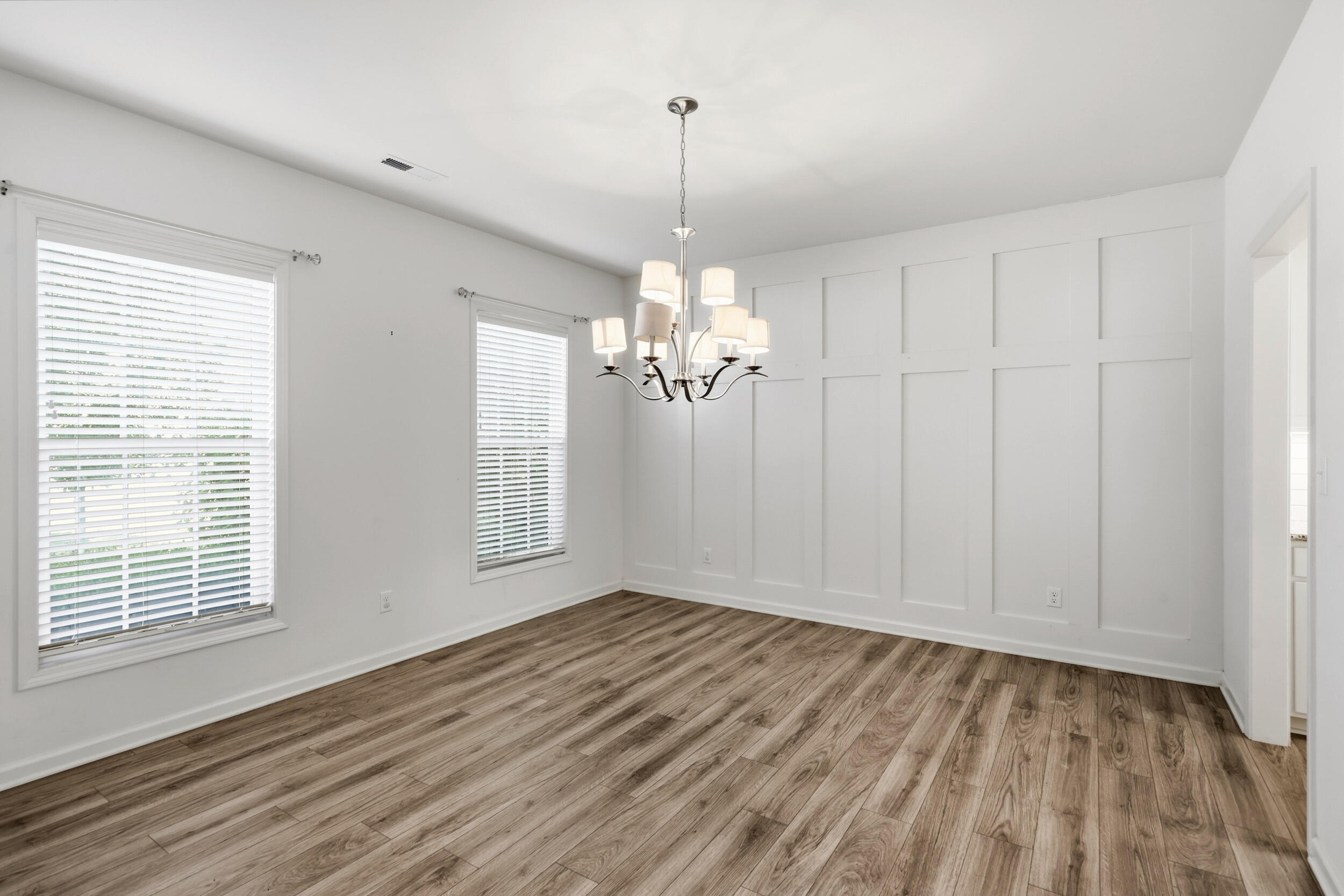110 Castle Acre Way Property Photo 5