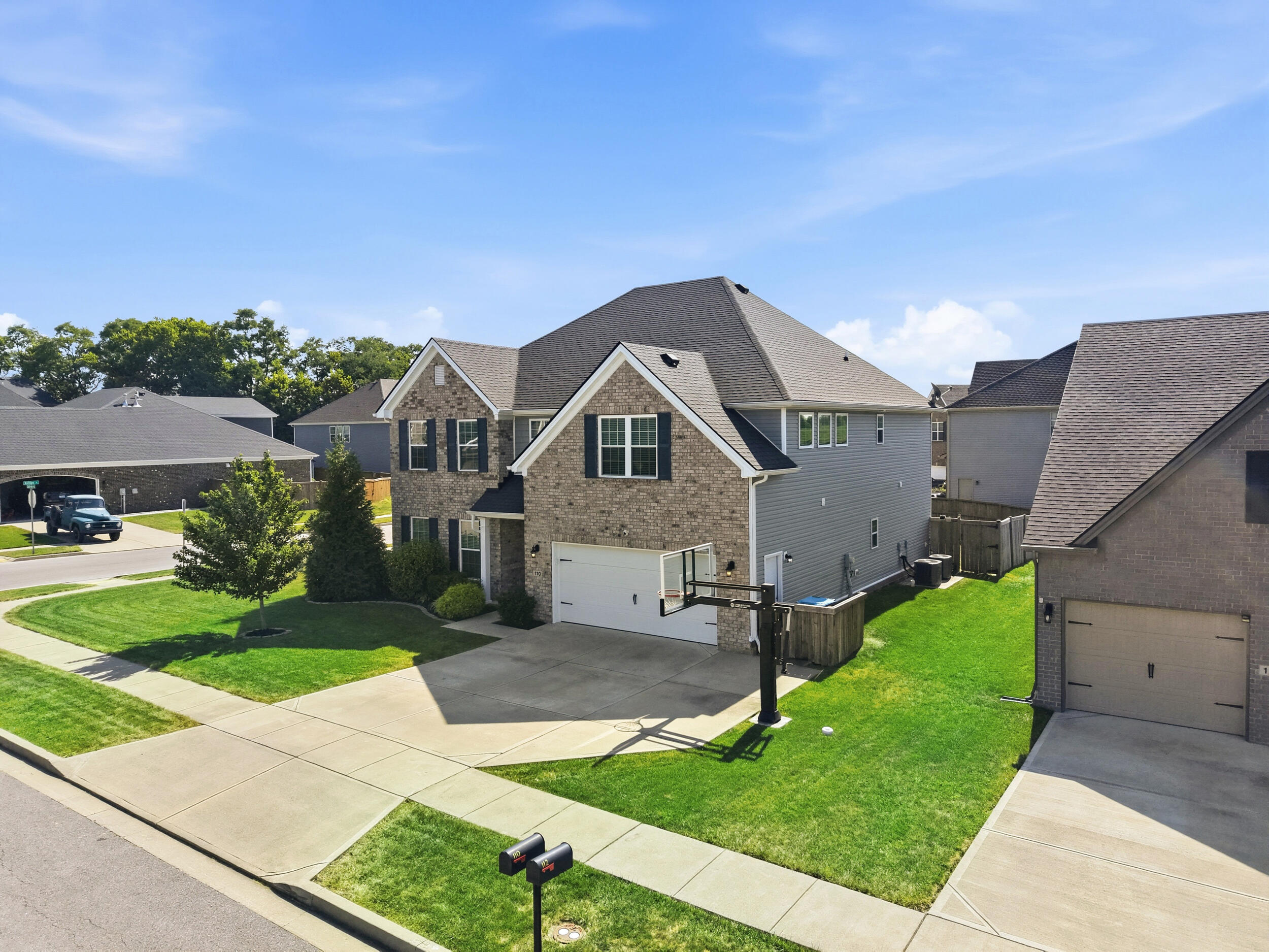 110 Castle Acre Way Property Photo 42