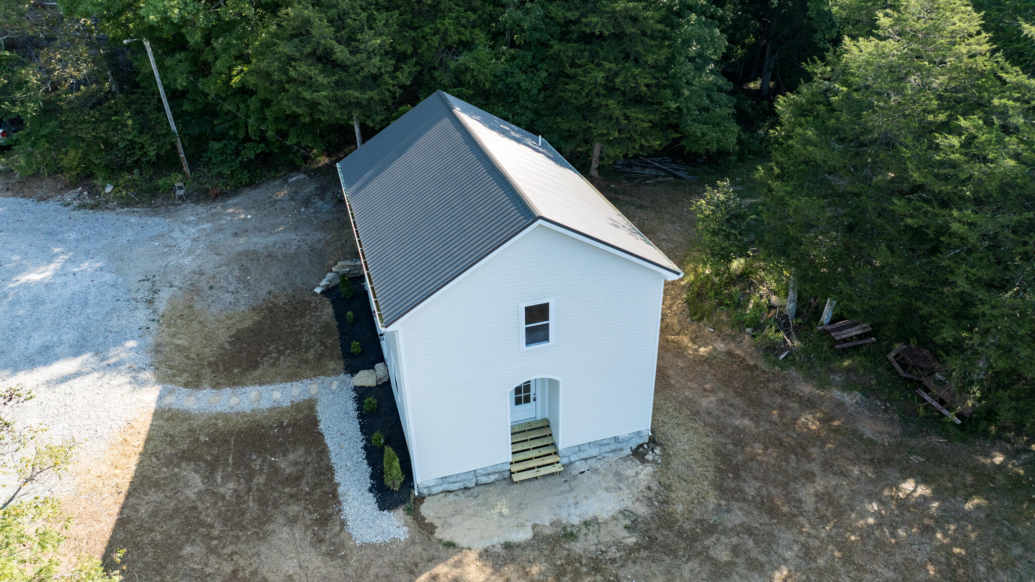 560 Meece Road Property Photo 8