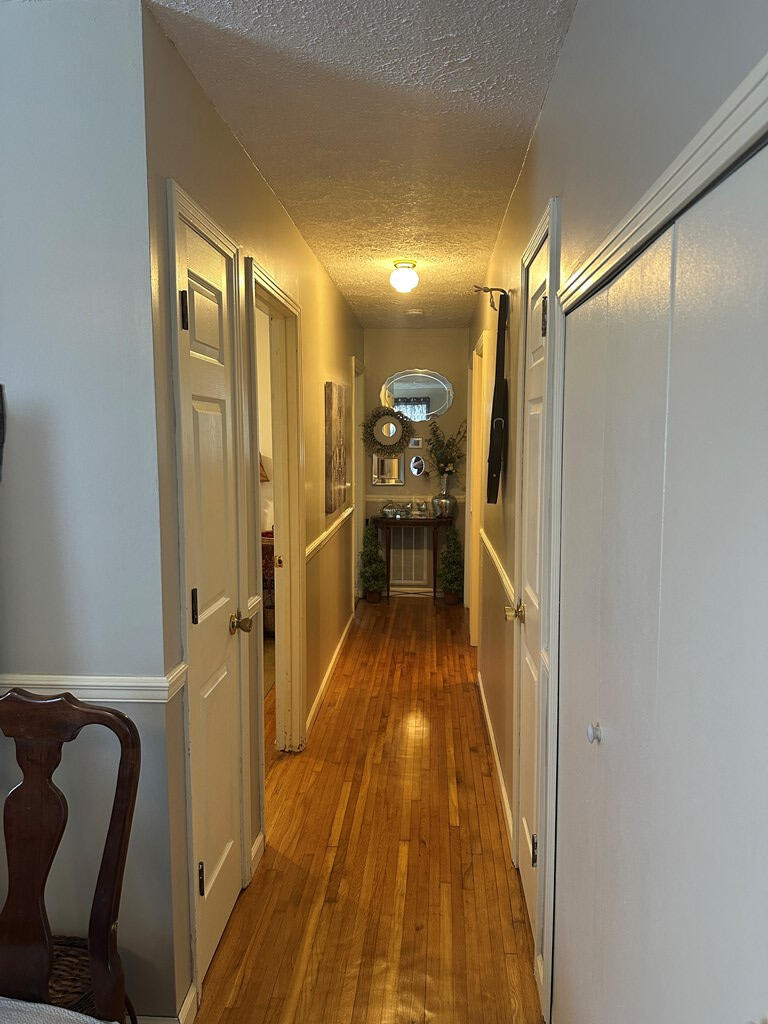 204 Crest Drive Property Photo 22