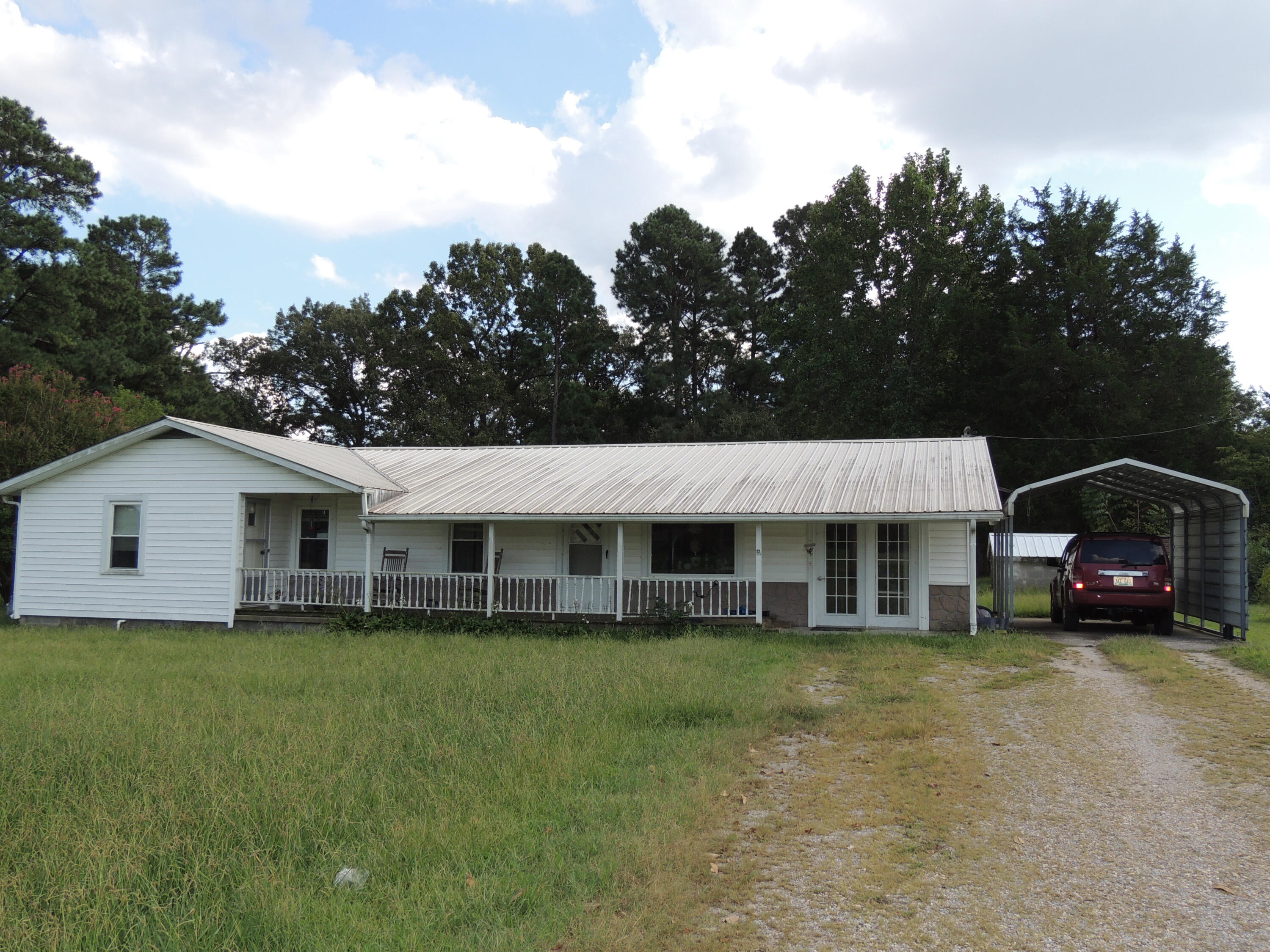 9543 State Route 121 N Property Photo 1