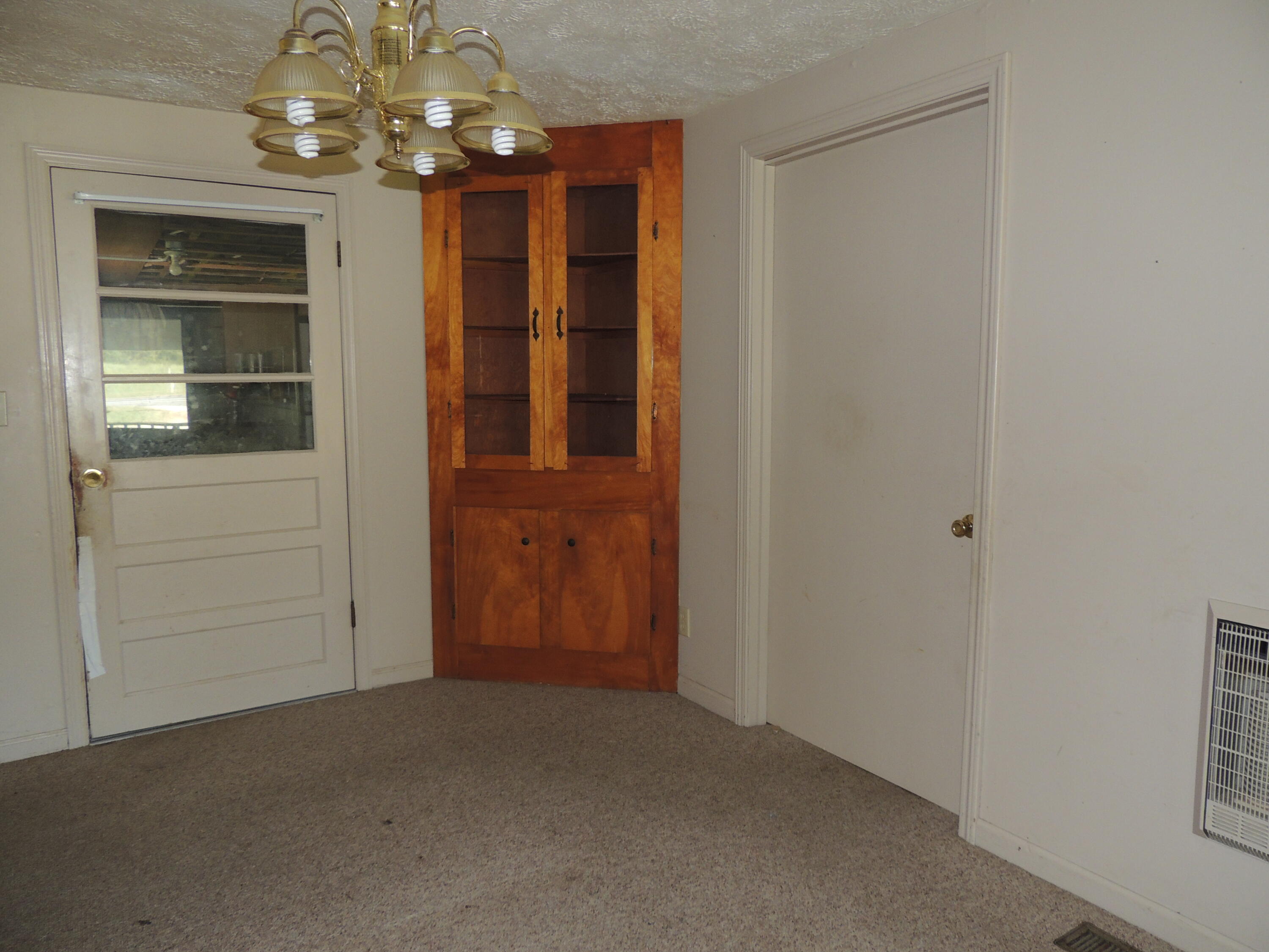9543 State Route 121 N Property Photo 4