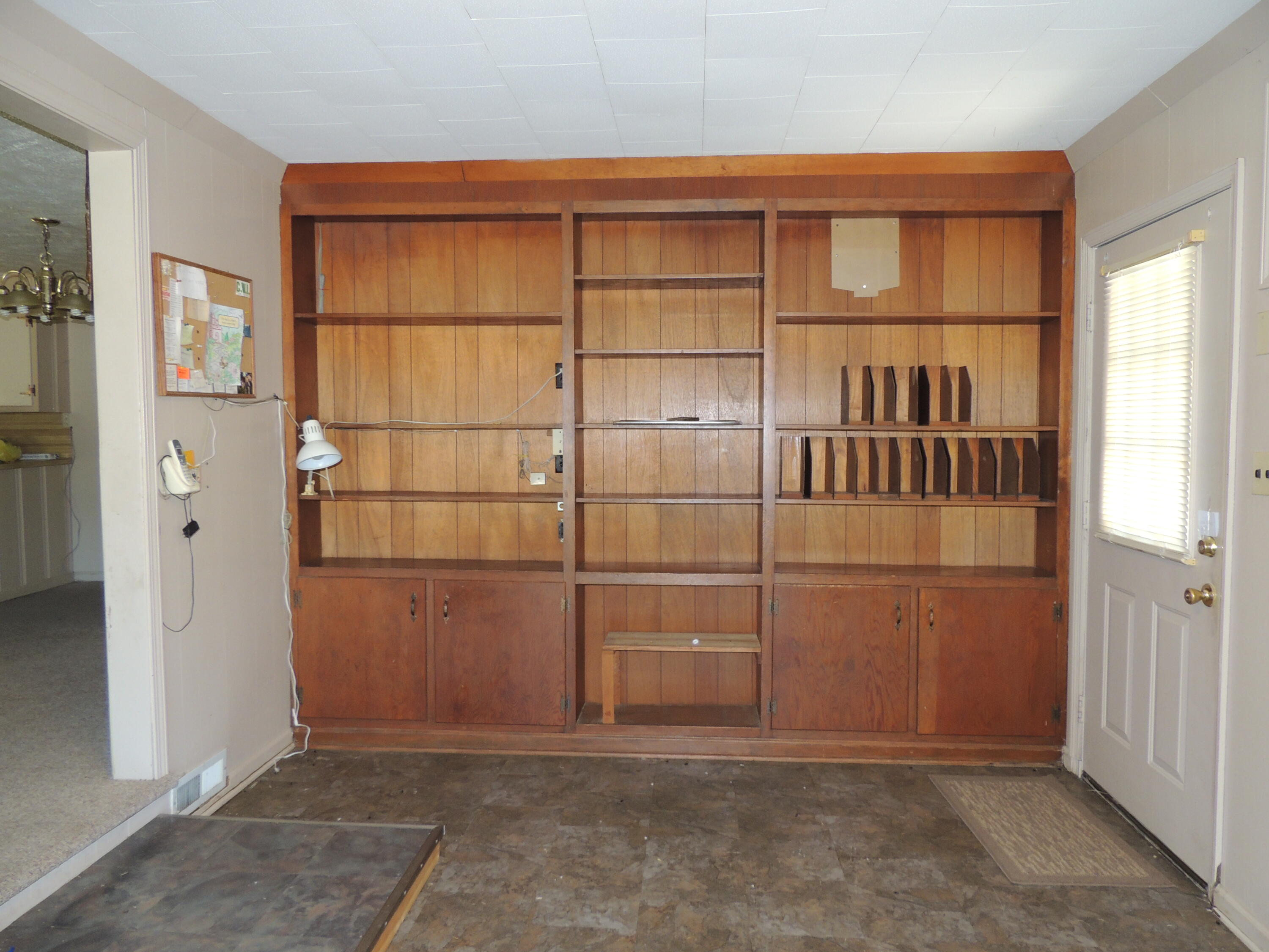 9543 State Route 121 N Property Photo 5