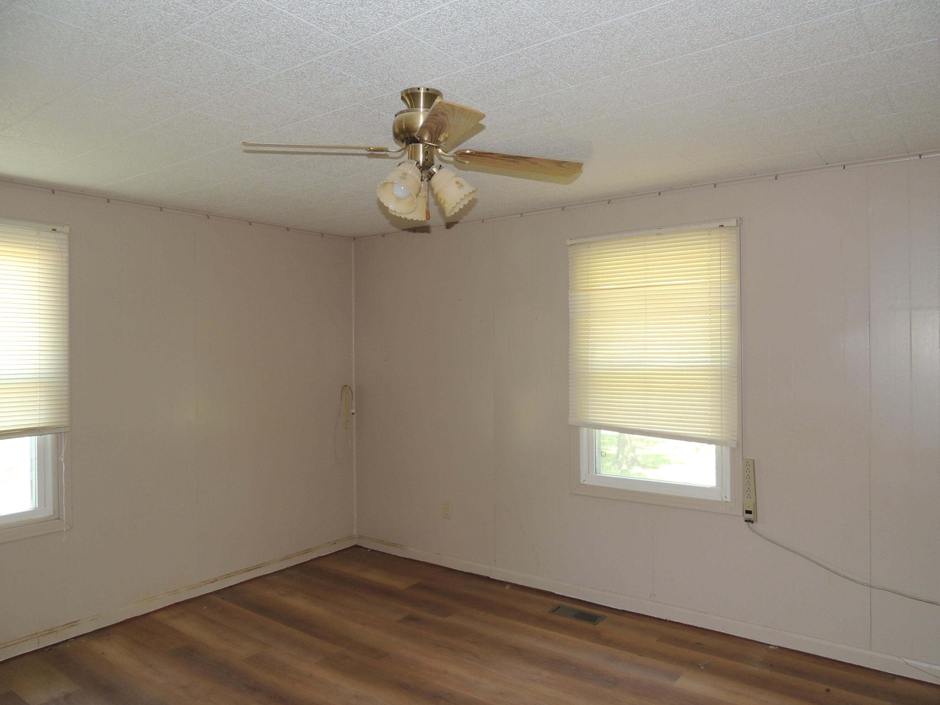 9543 State Route 121 N Property Photo 9
