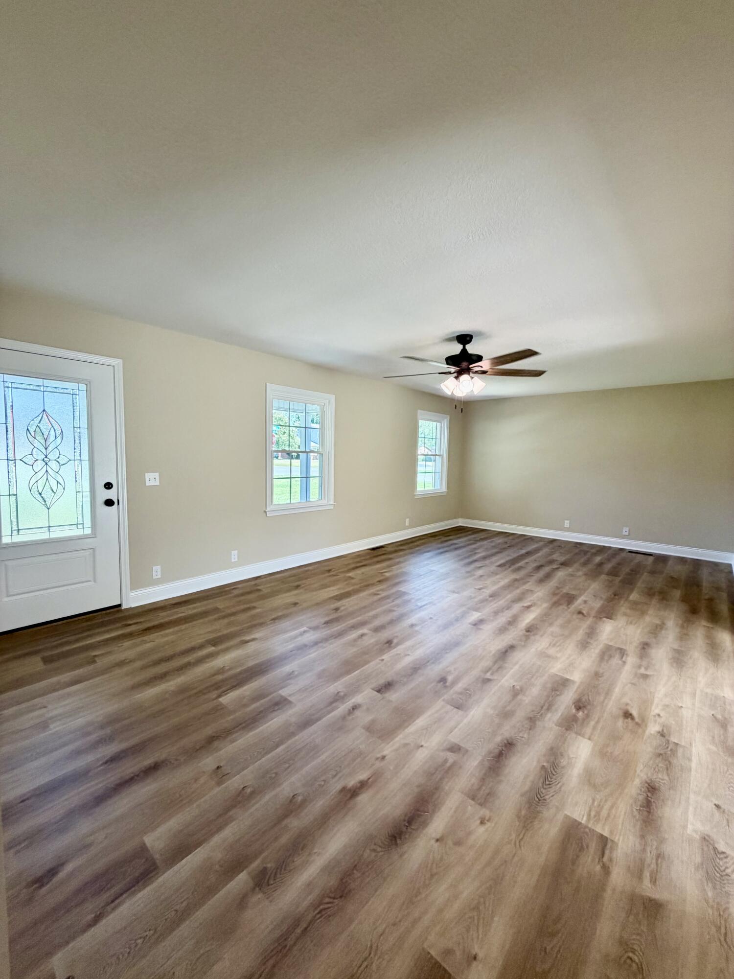 1701 Keenland Drive Property Photo 6