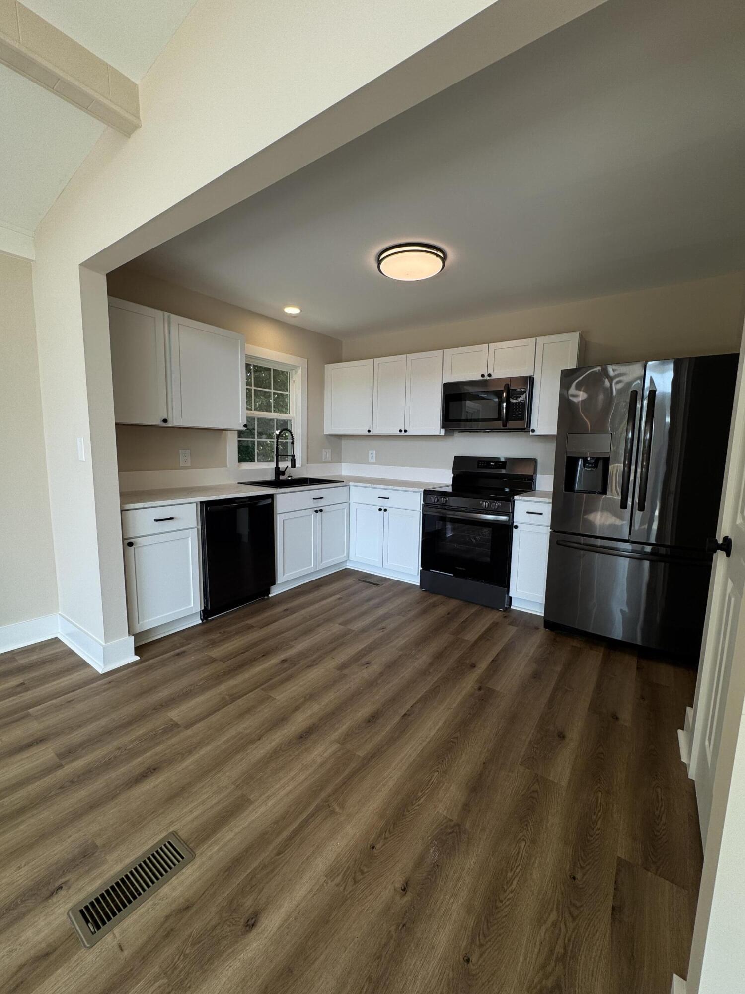 139 Malibu Drive Property Photo 20