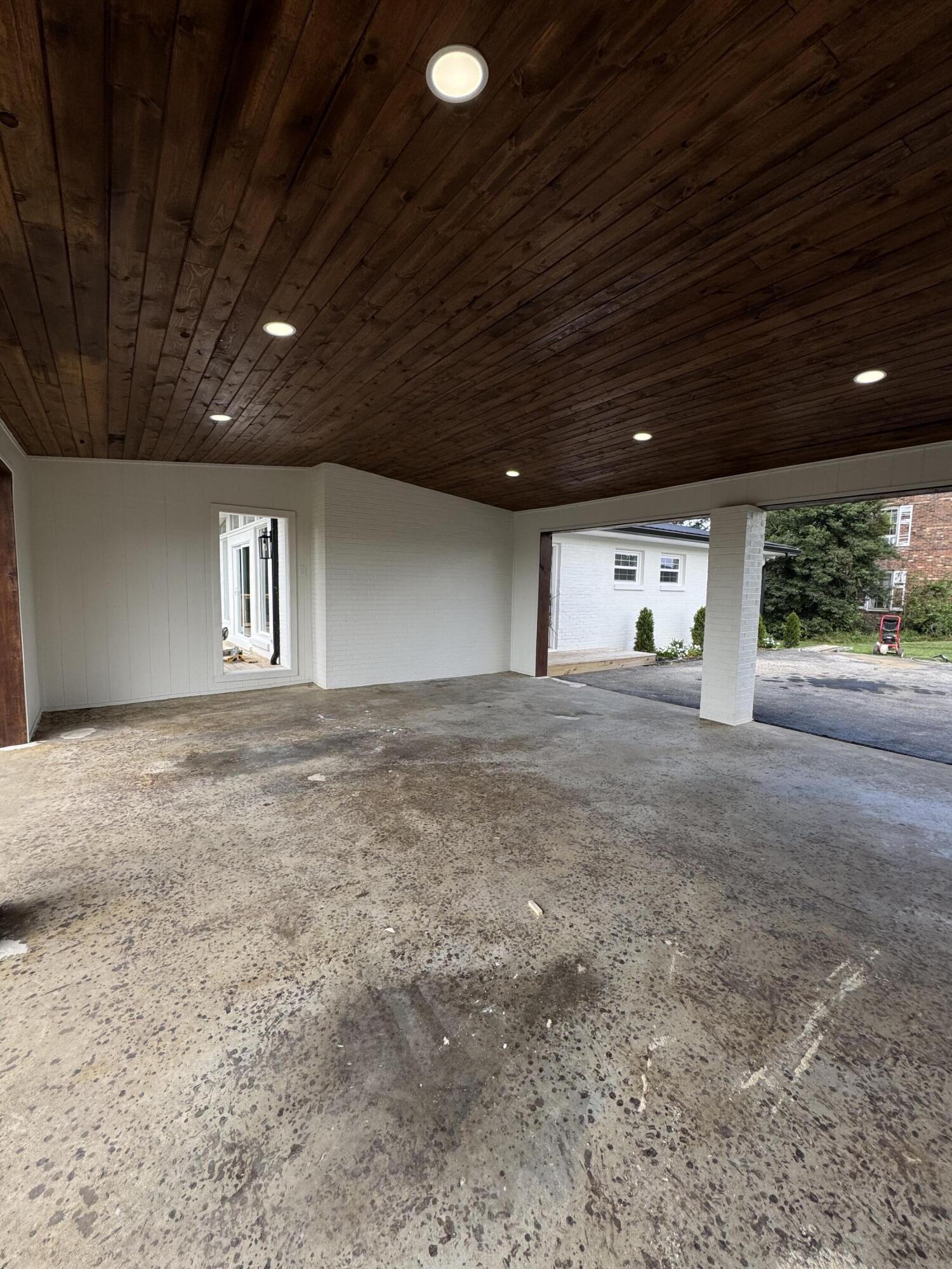 139 Malibu Drive Property Photo 45