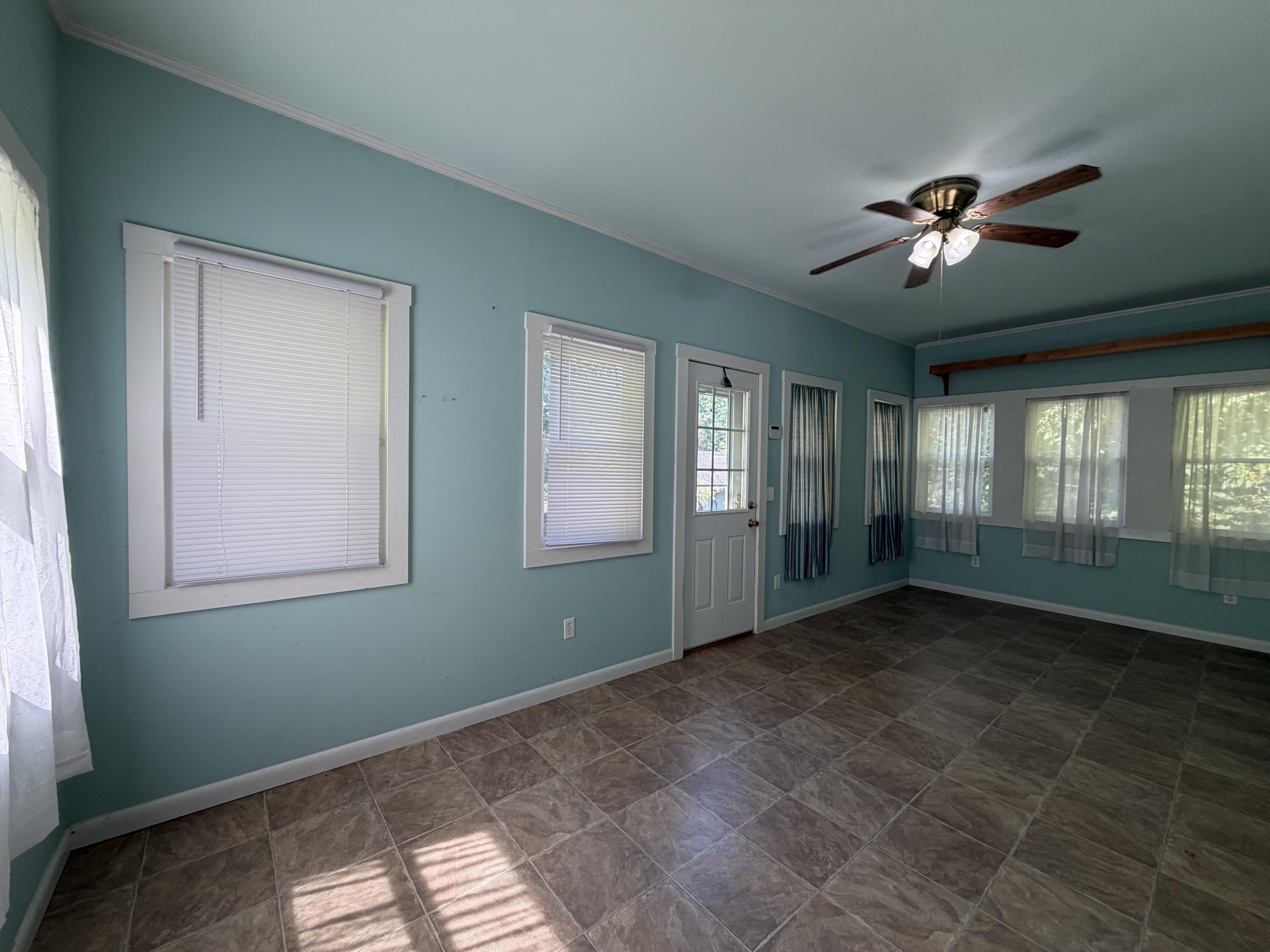 522 N Main Street Property Photo 96