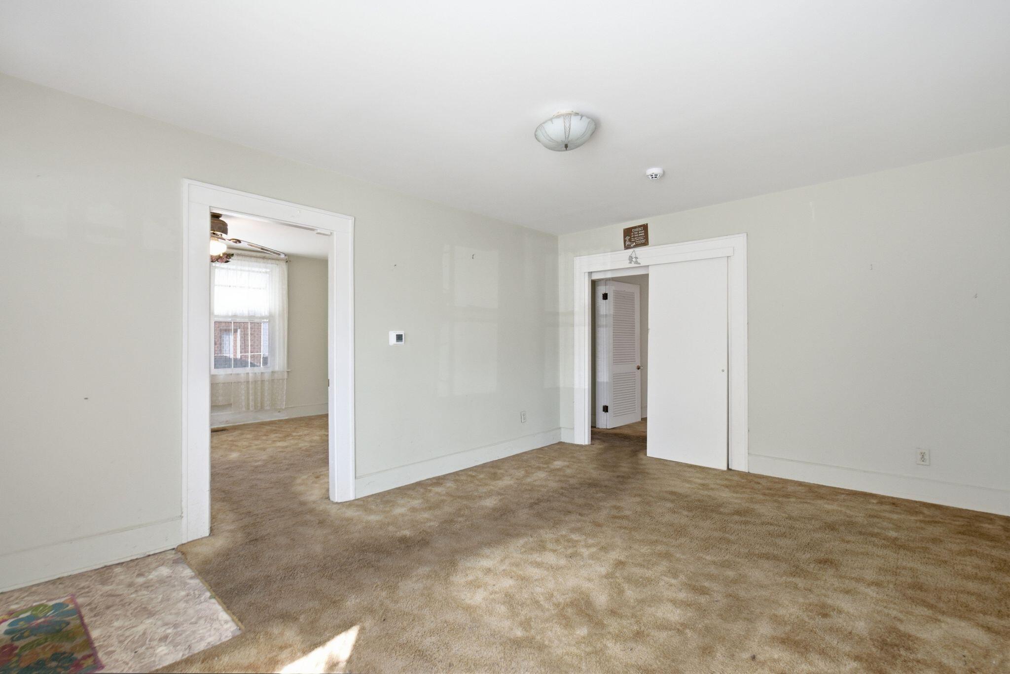 5 S Burns Avenue Property Photo 6