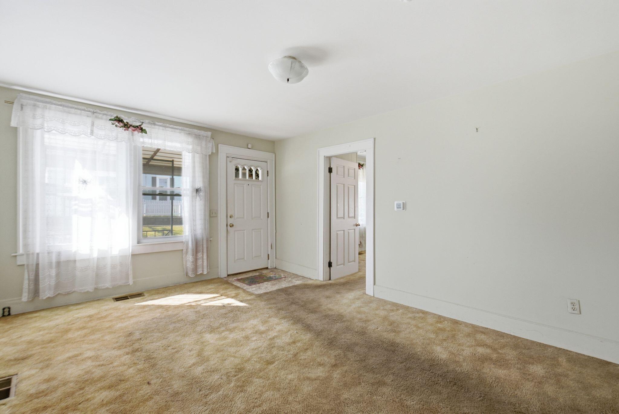5 S Burns Avenue Property Photo 7
