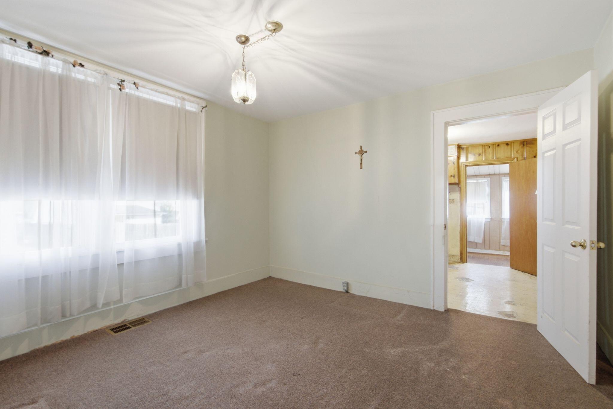 5 S Burns Avenue Property Photo 17