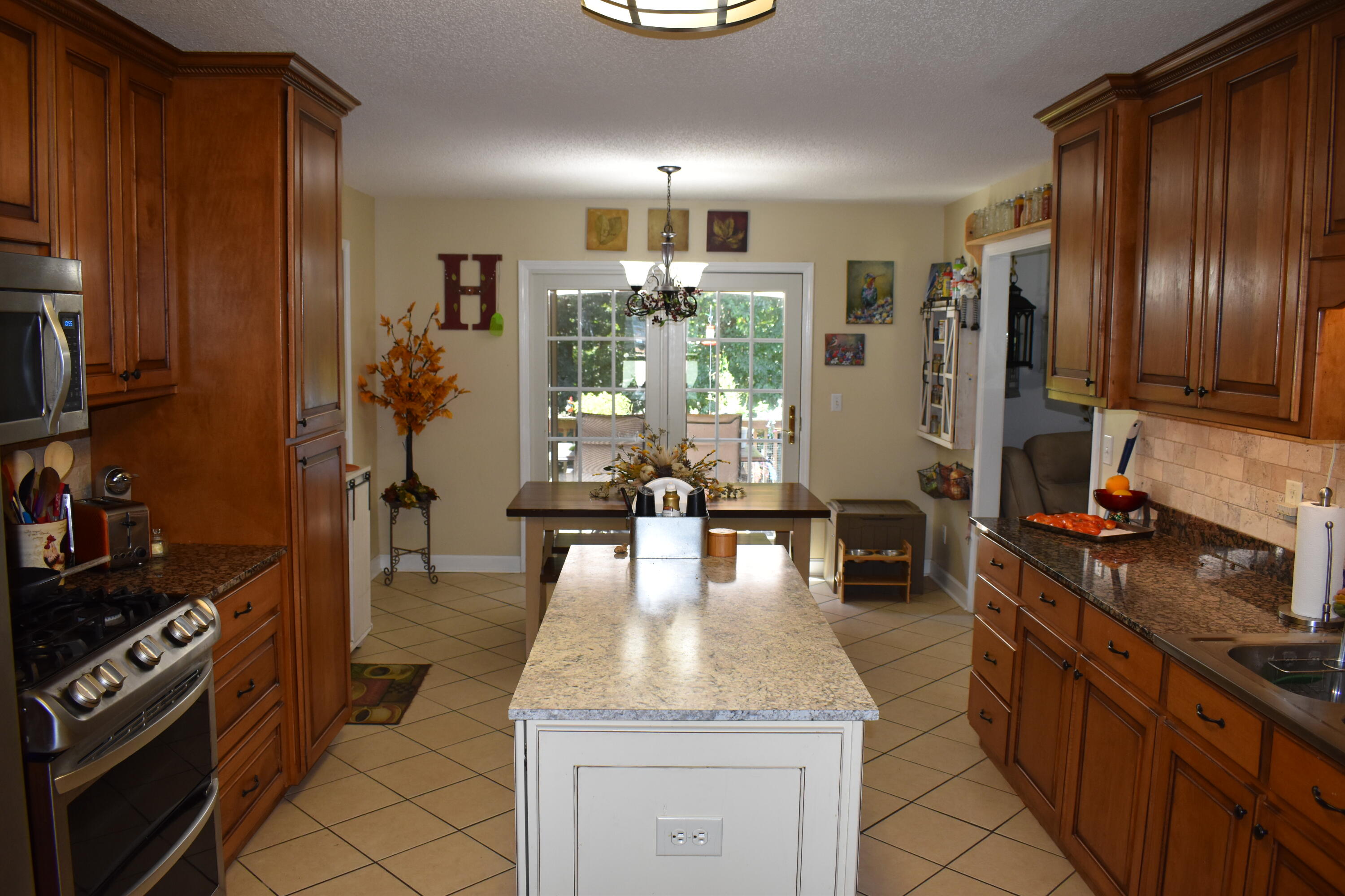 1875 Creekview Drive Property Photo 12