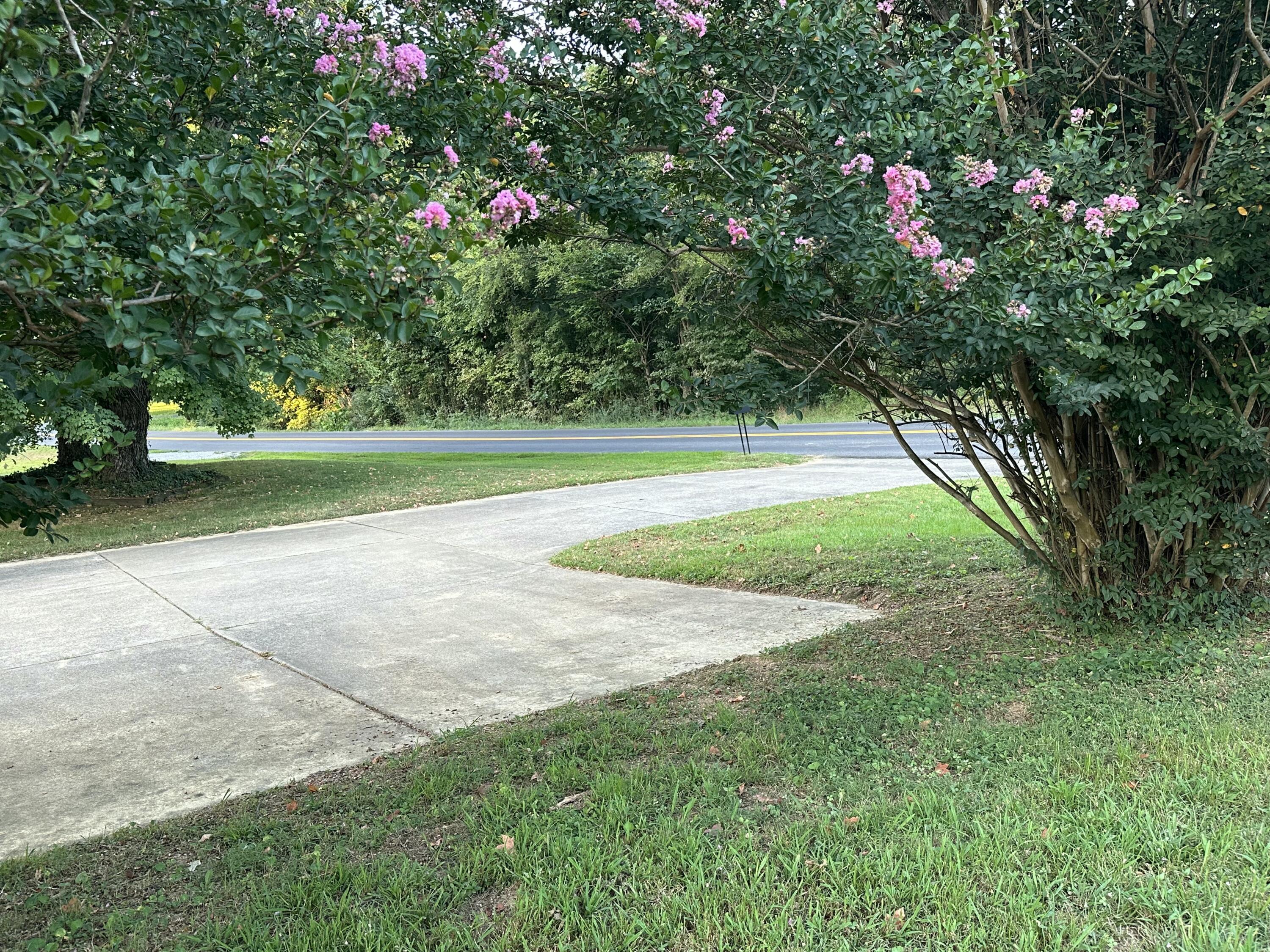 1865 Sharpe School Road Property Photo 9
