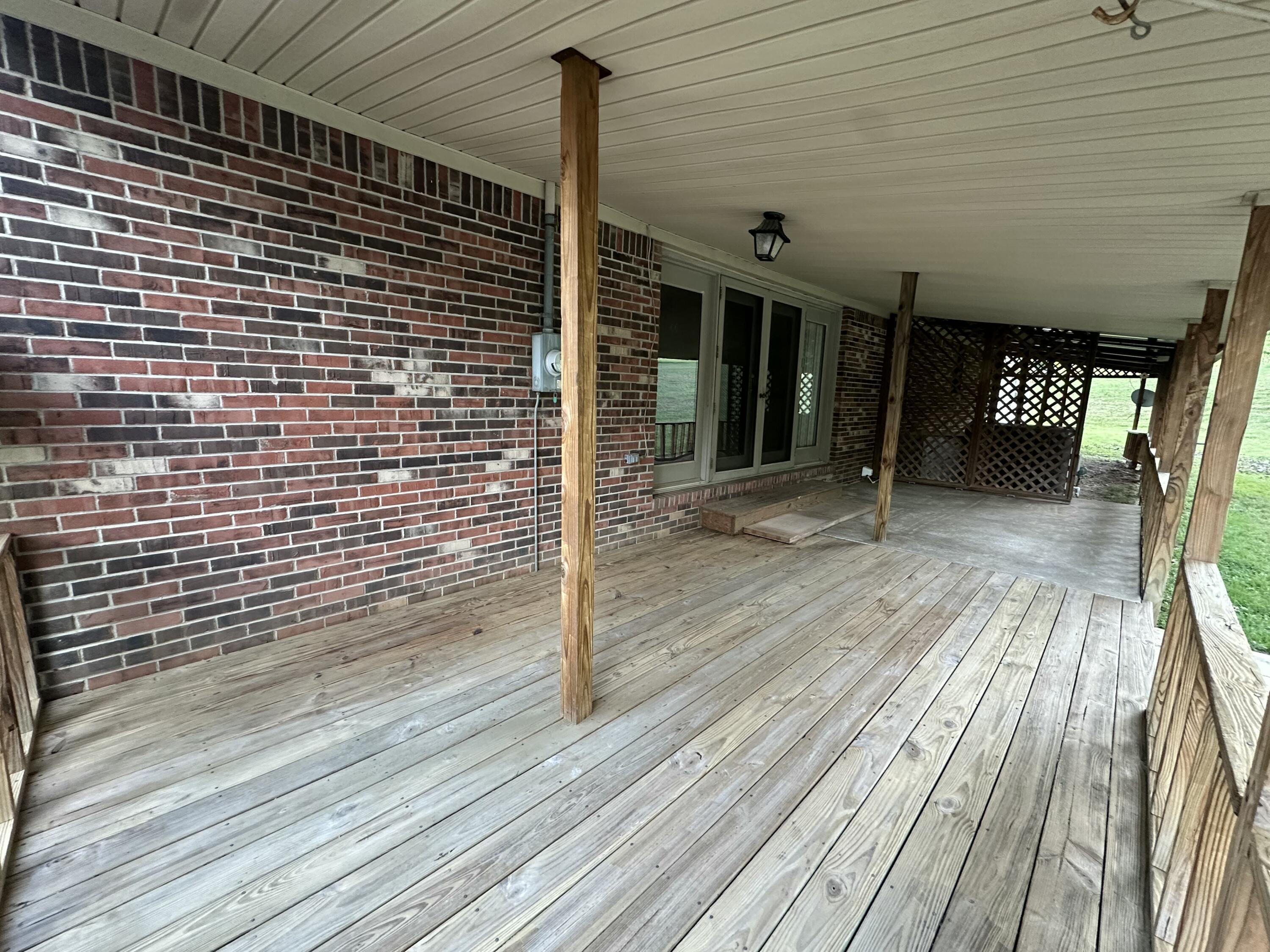 1865 Sharpe School Road Property Photo 14