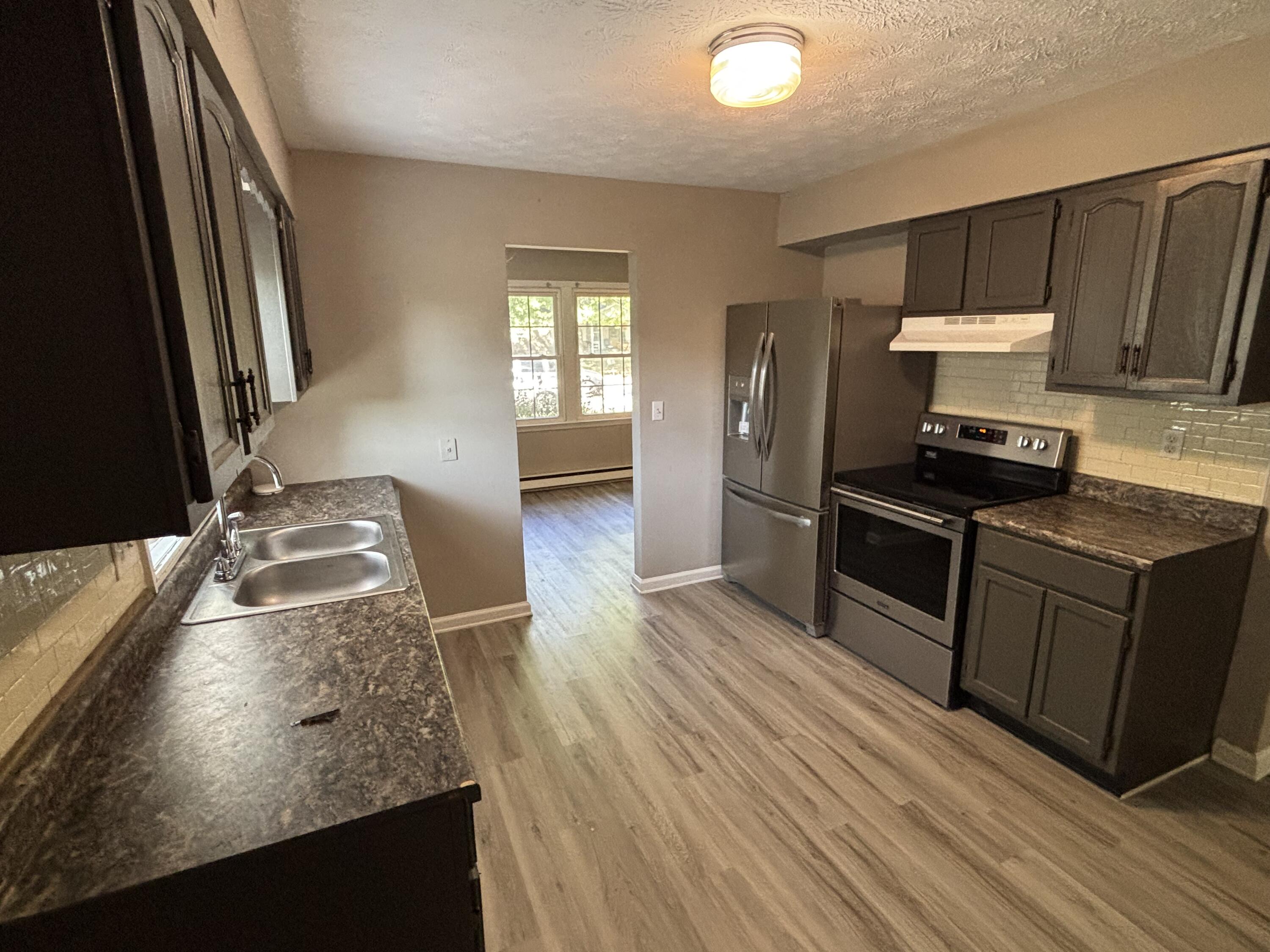 330 Garden Park Drive Property Photo 4