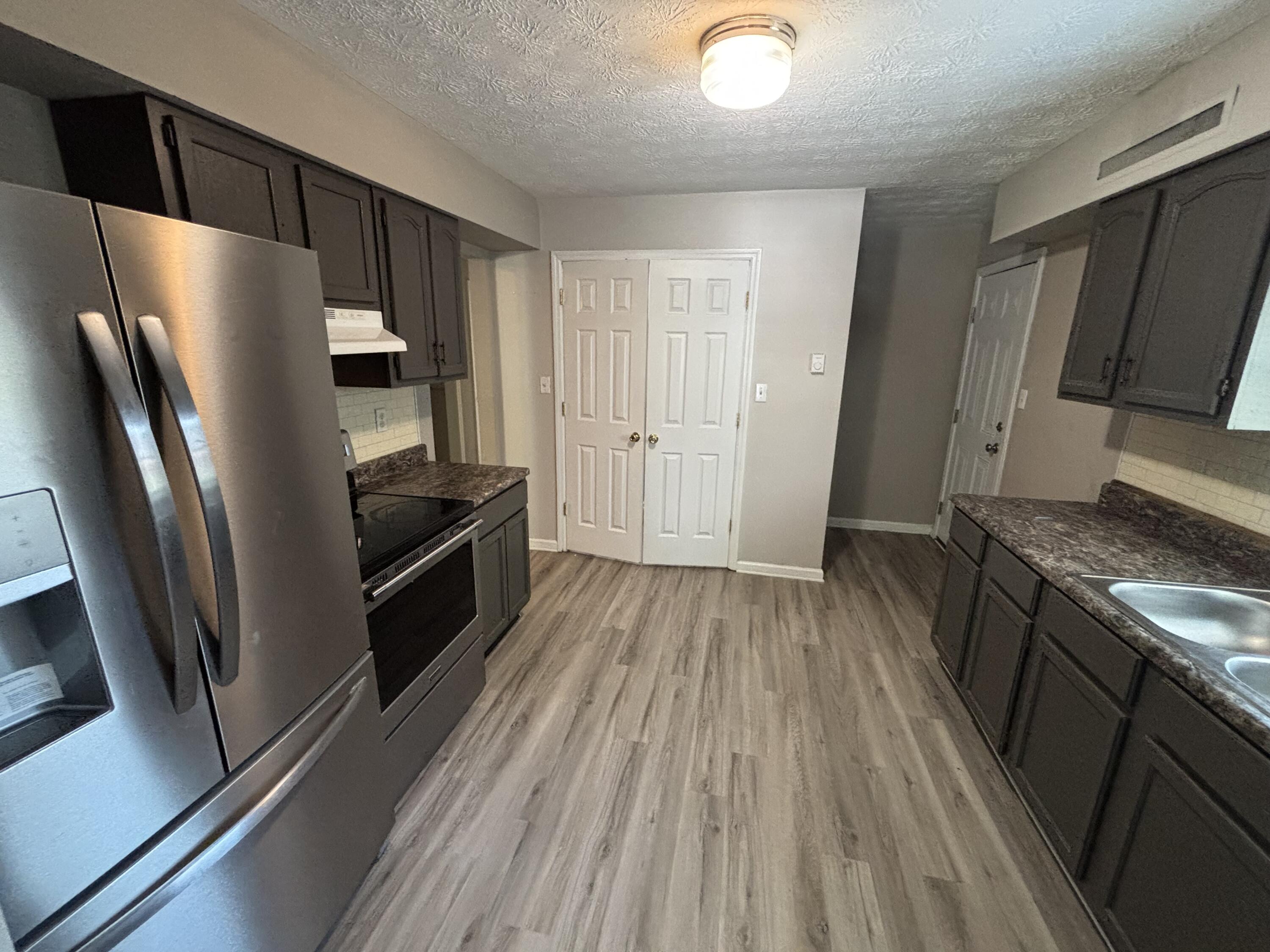 330 Garden Park Drive Property Photo 5