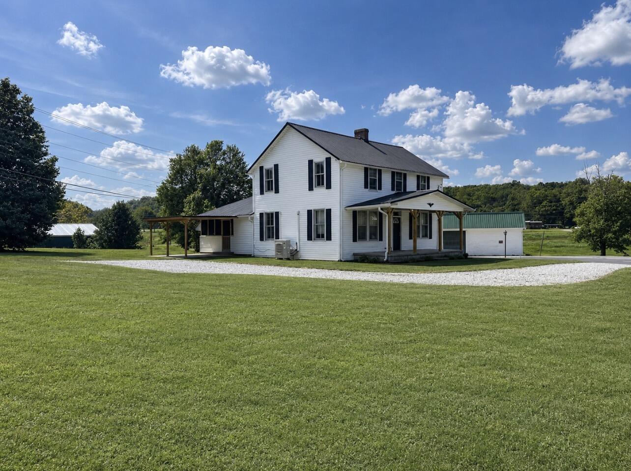 11304 Irvine Road Property Photo 3