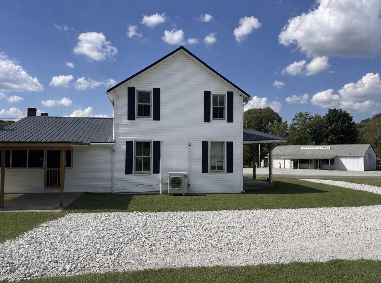 11304 Irvine Road Property Photo 15