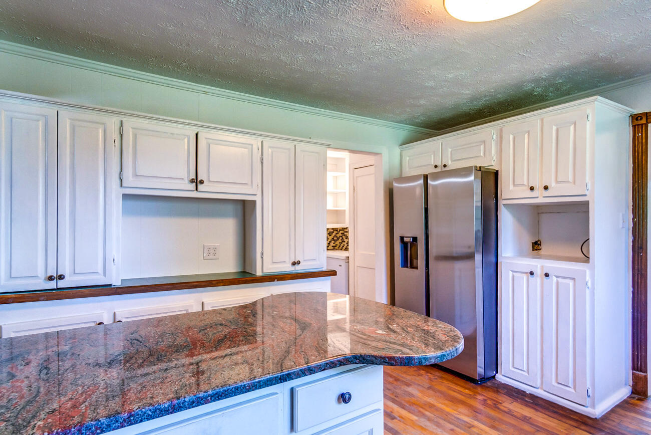 4481 Athens Boonesboro Road Property Photo 29