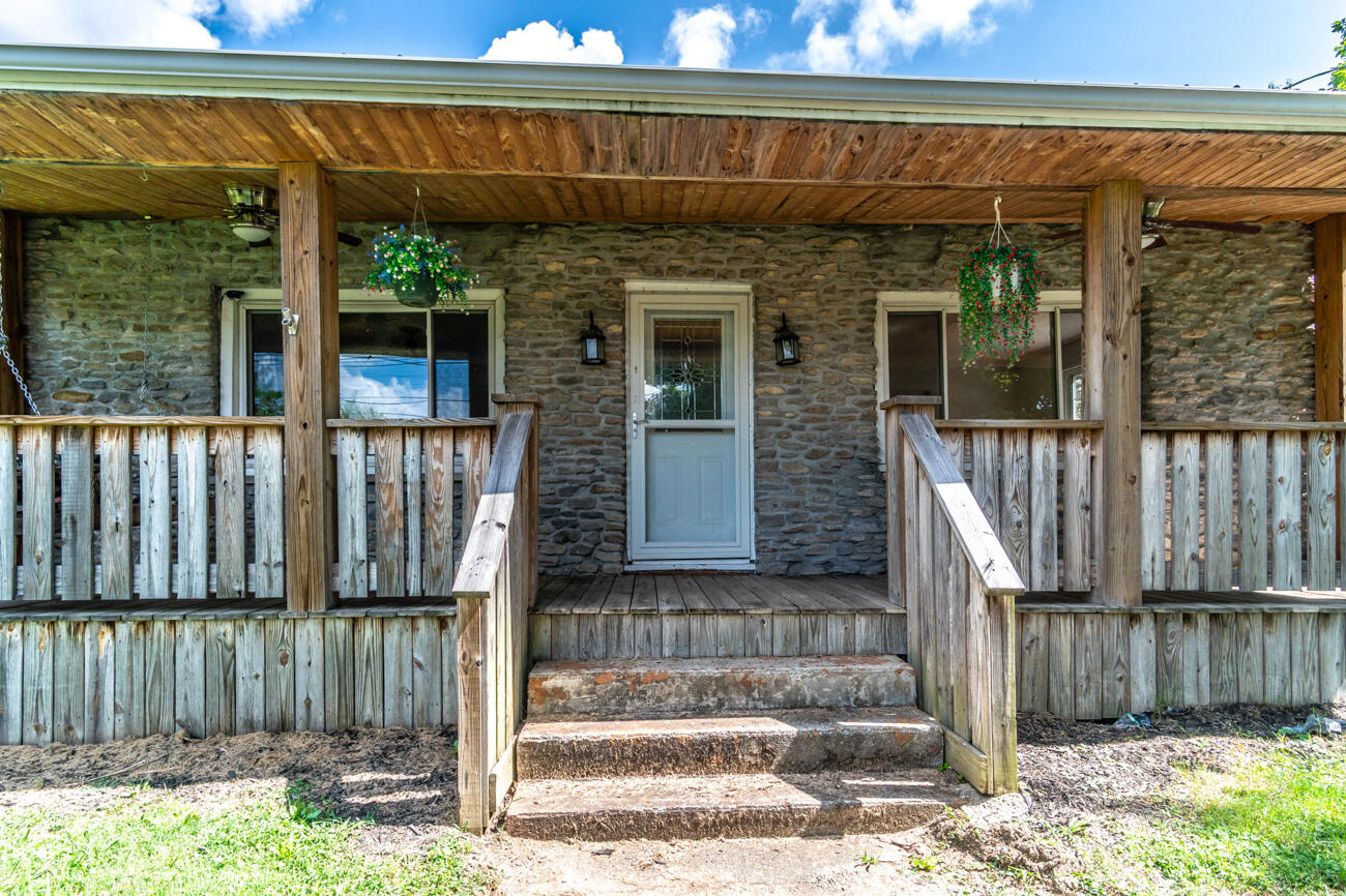 4481 Athens Boonesboro Road Property Photo 37