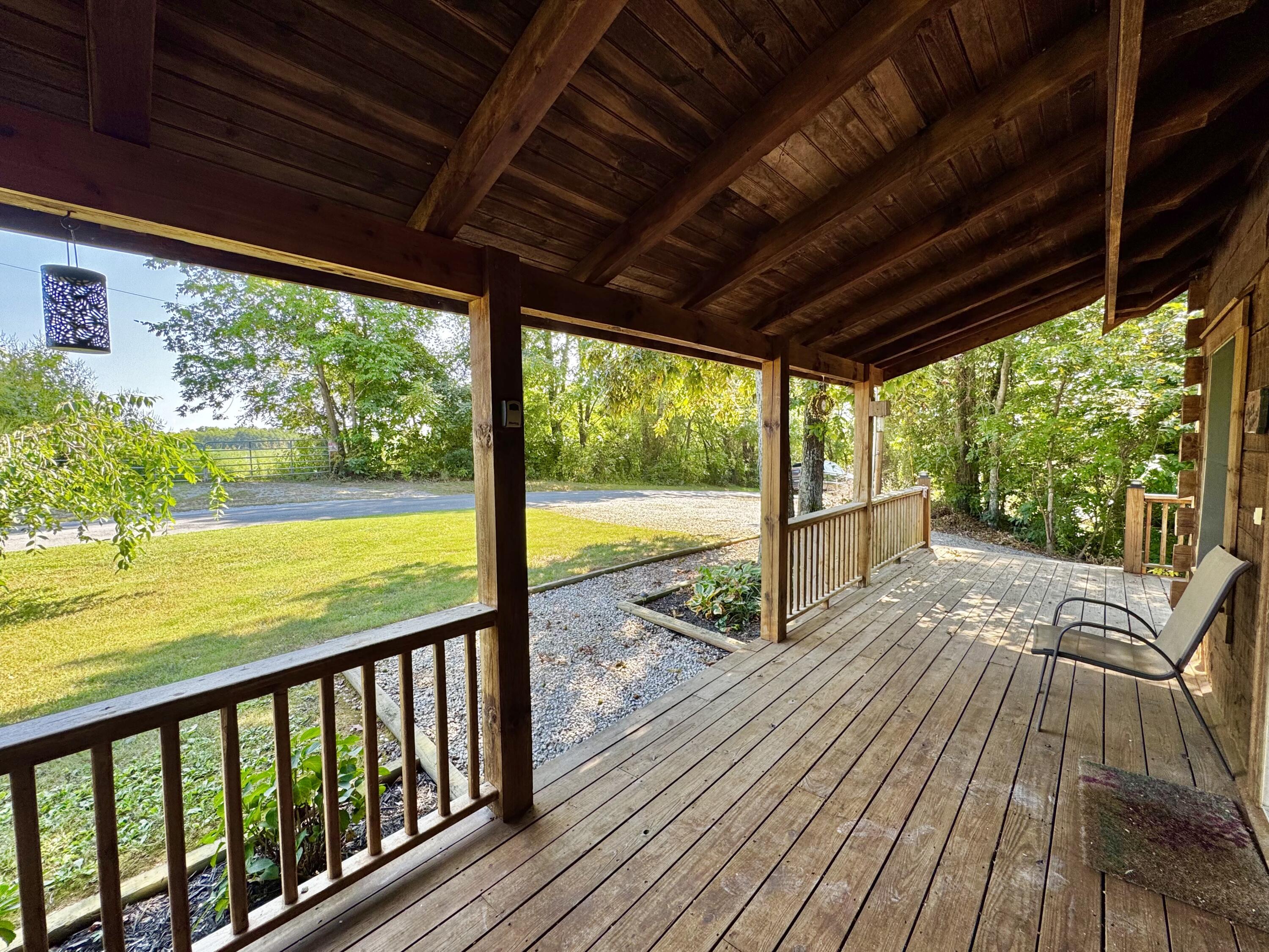 1087 Hideaway Drive Property Photo 3