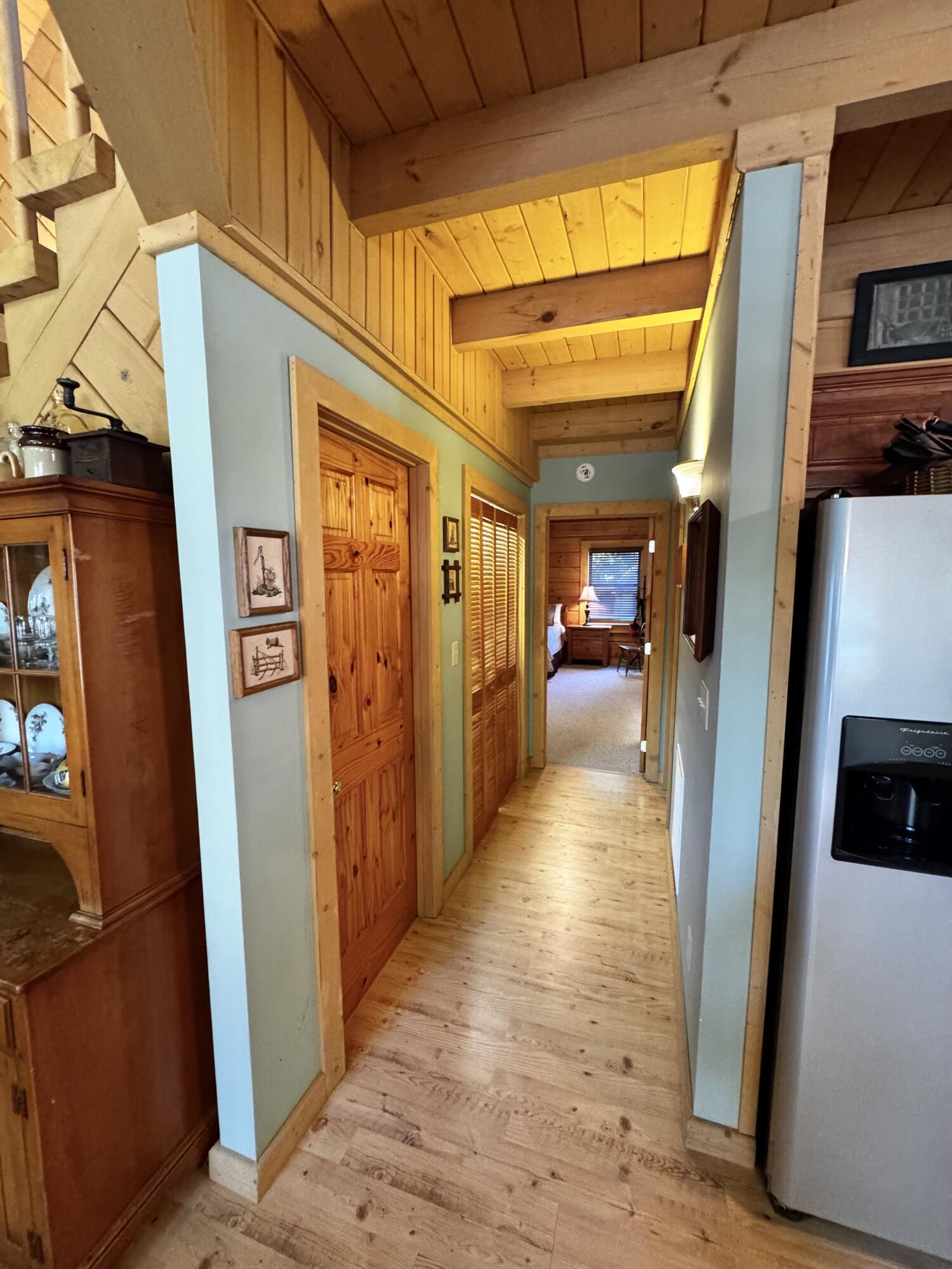 1087 Hideaway Drive Property Photo 15