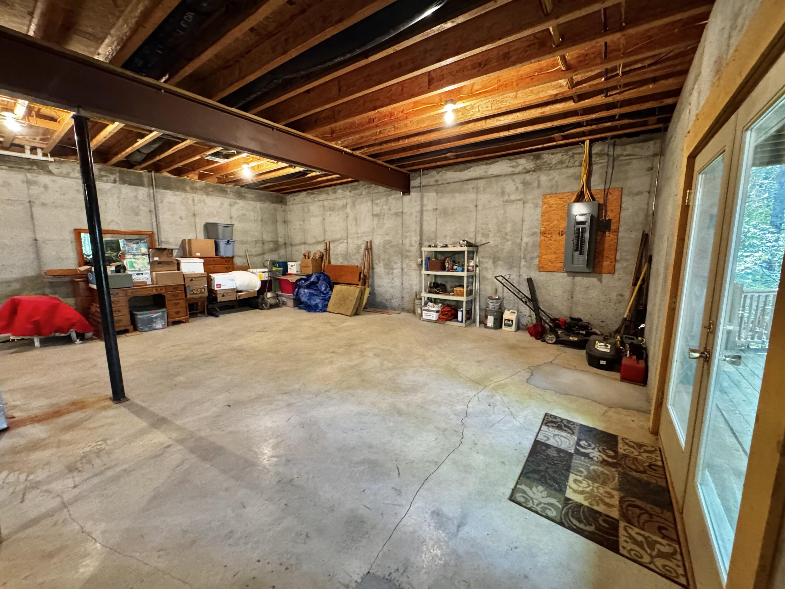 1087 Hideaway Drive Property Photo 41