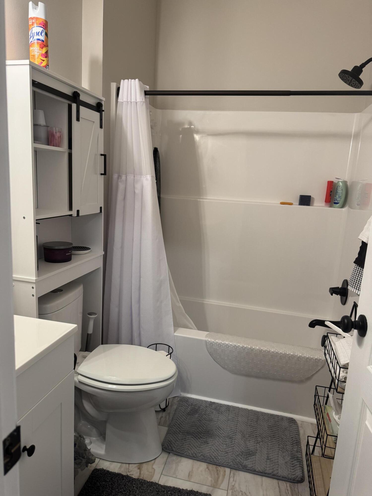 42 Hidden Court Property Photo 16