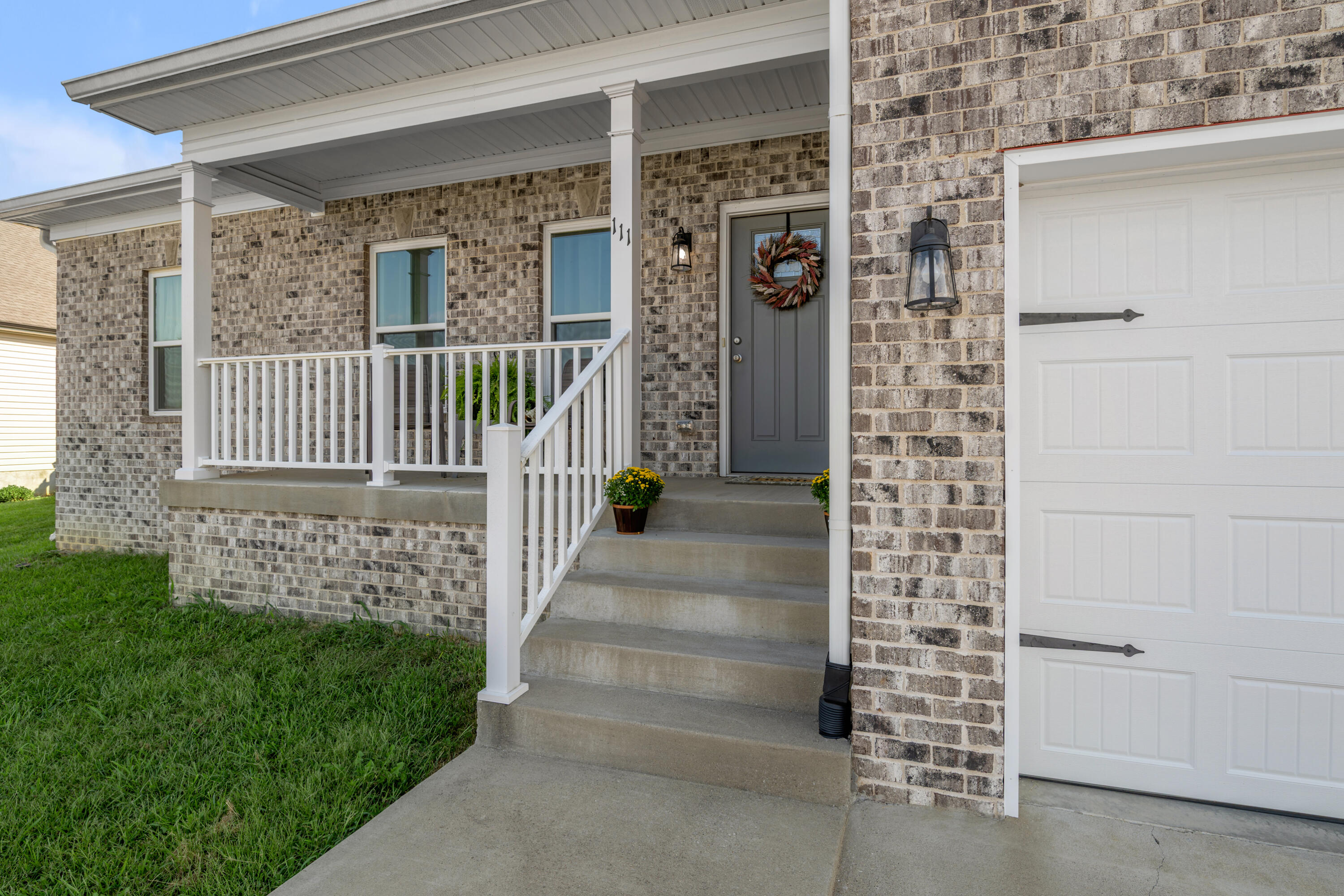111 Stone Ridge Drive Property Photo 6
