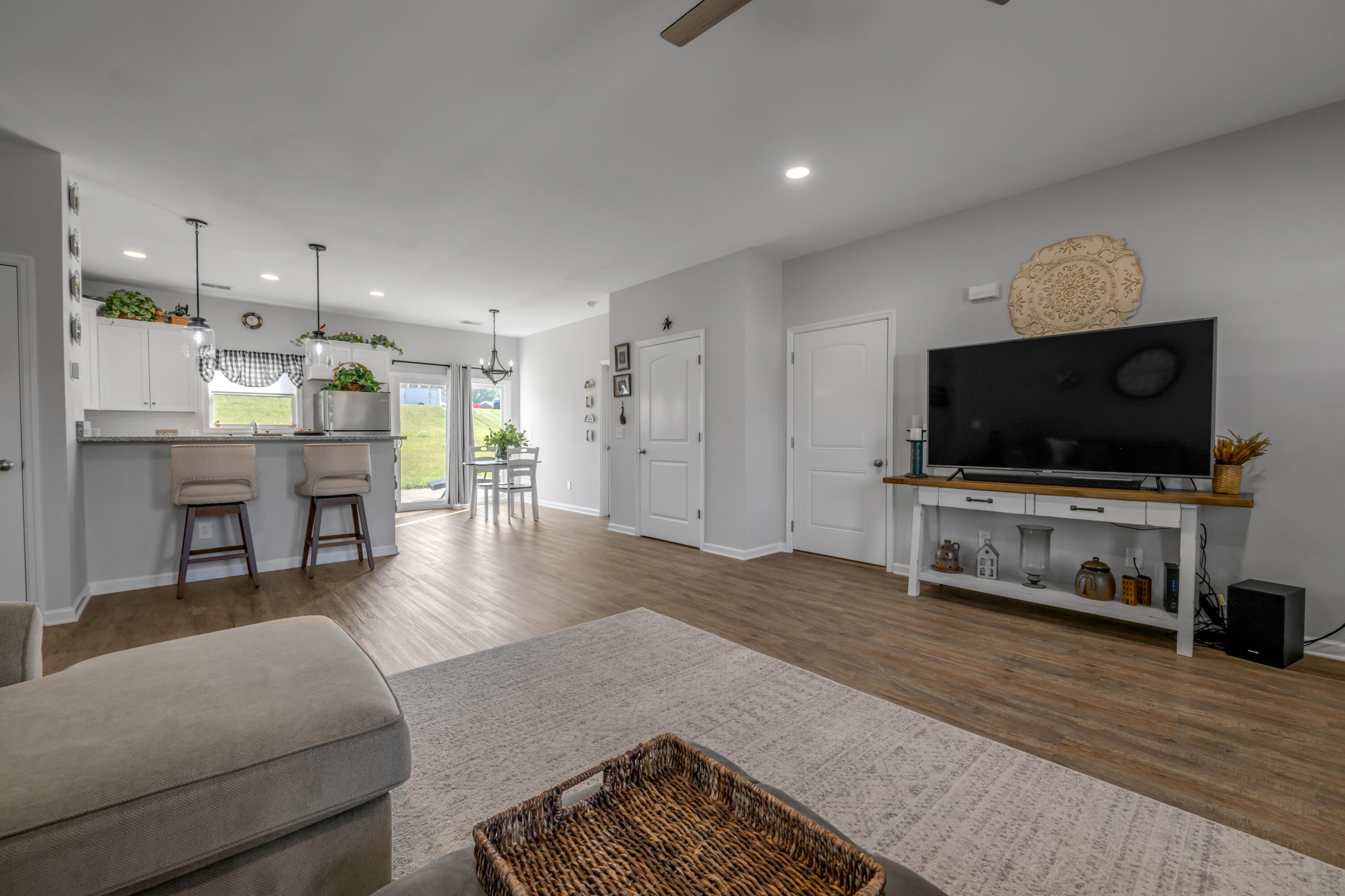 111 Stone Ridge Drive Property Photo 19