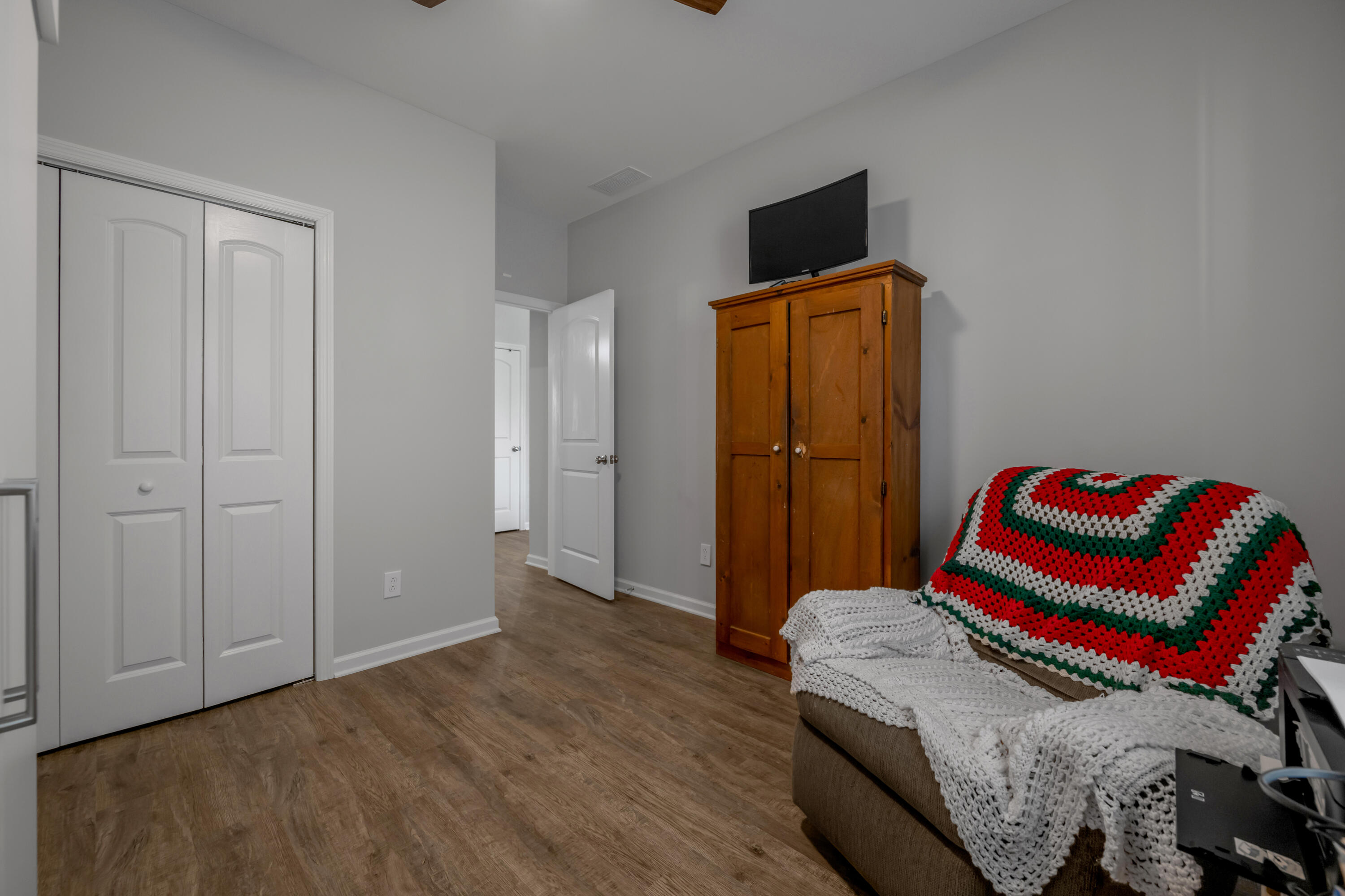 111 Stone Ridge Drive Property Photo 39