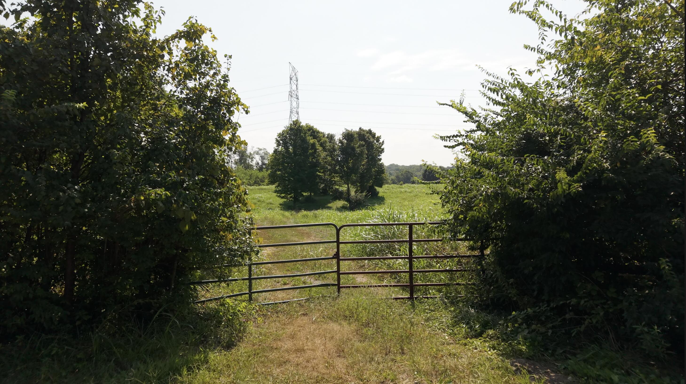 389-395 Campground Lane Property Photo 7